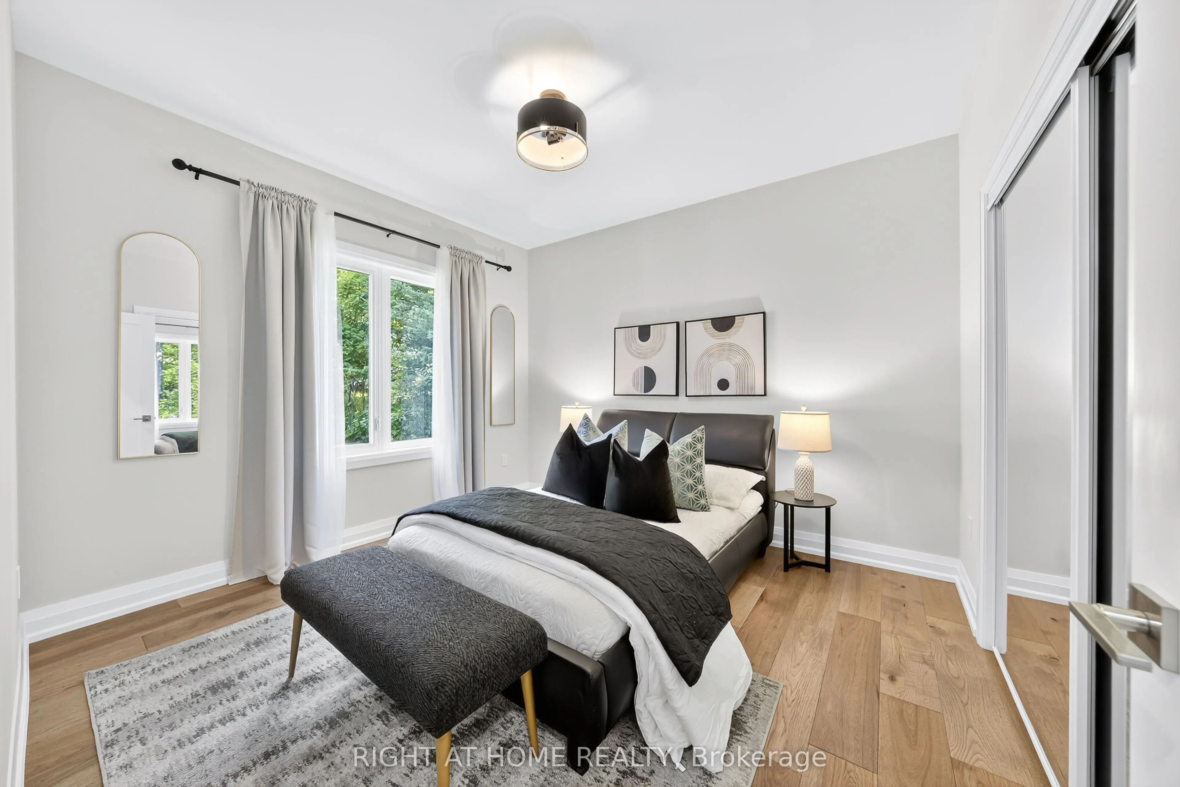 9 Fairlawn Grove