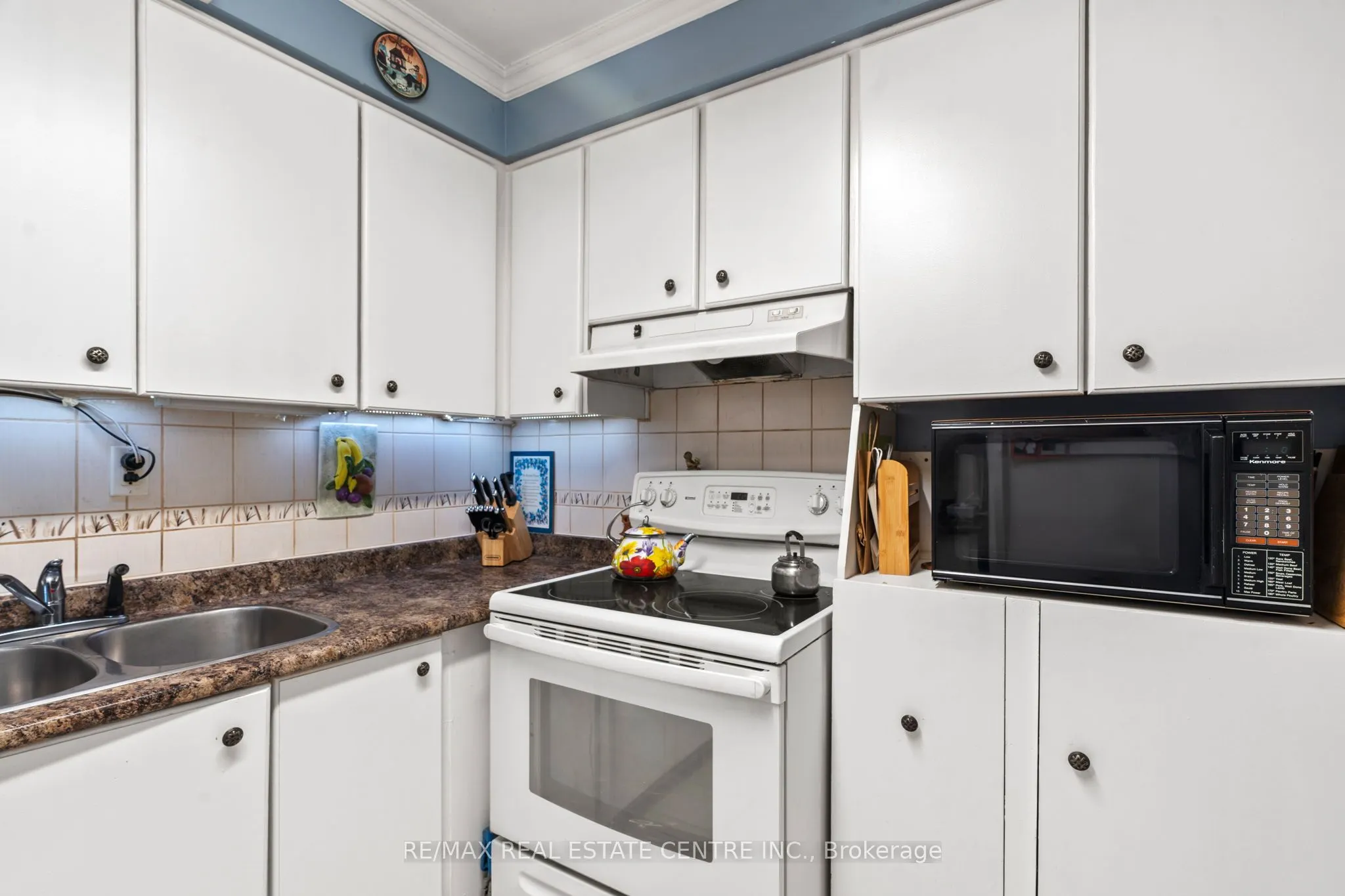 778 William Street E, #77