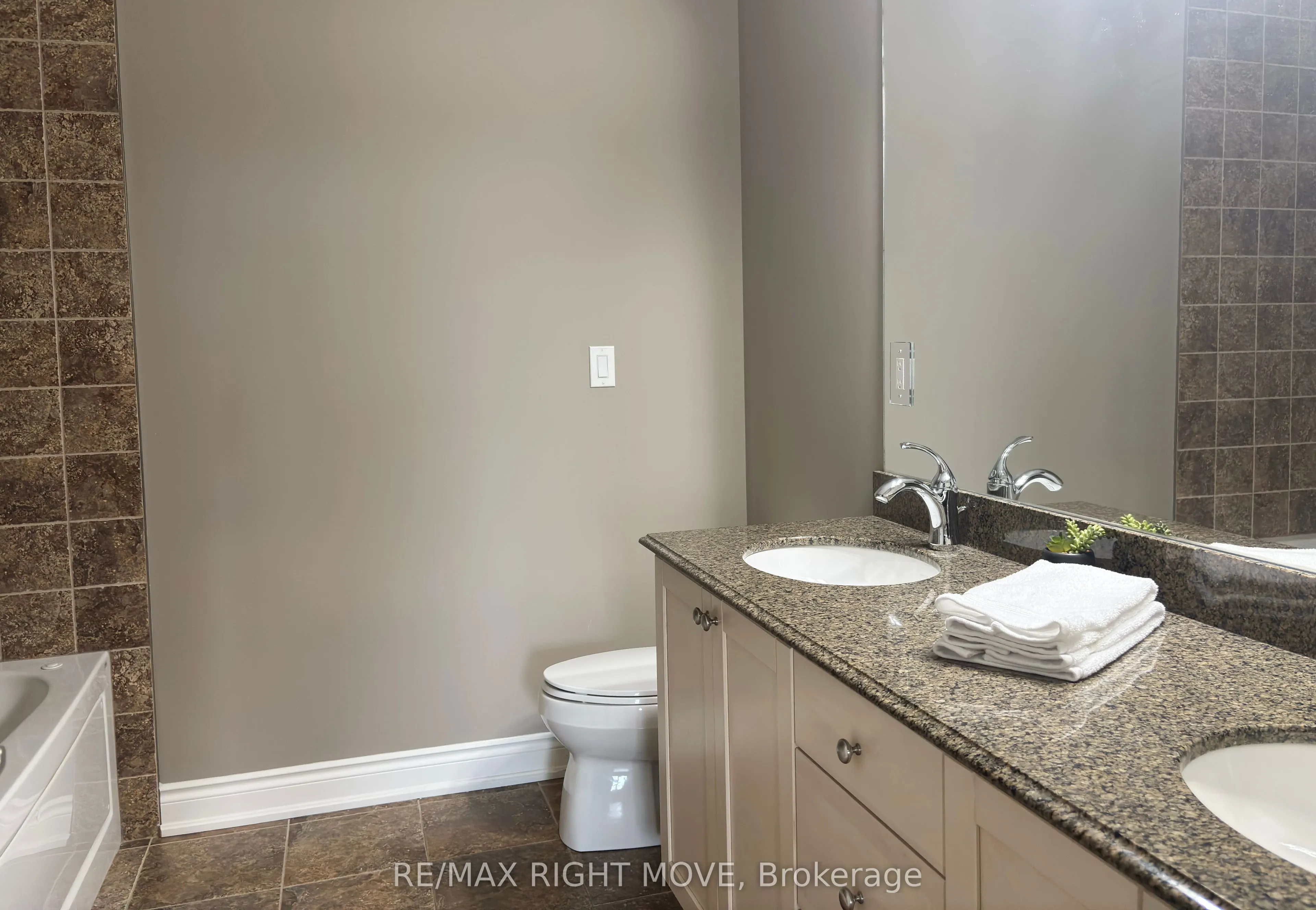 80 Orchard Point, #504
