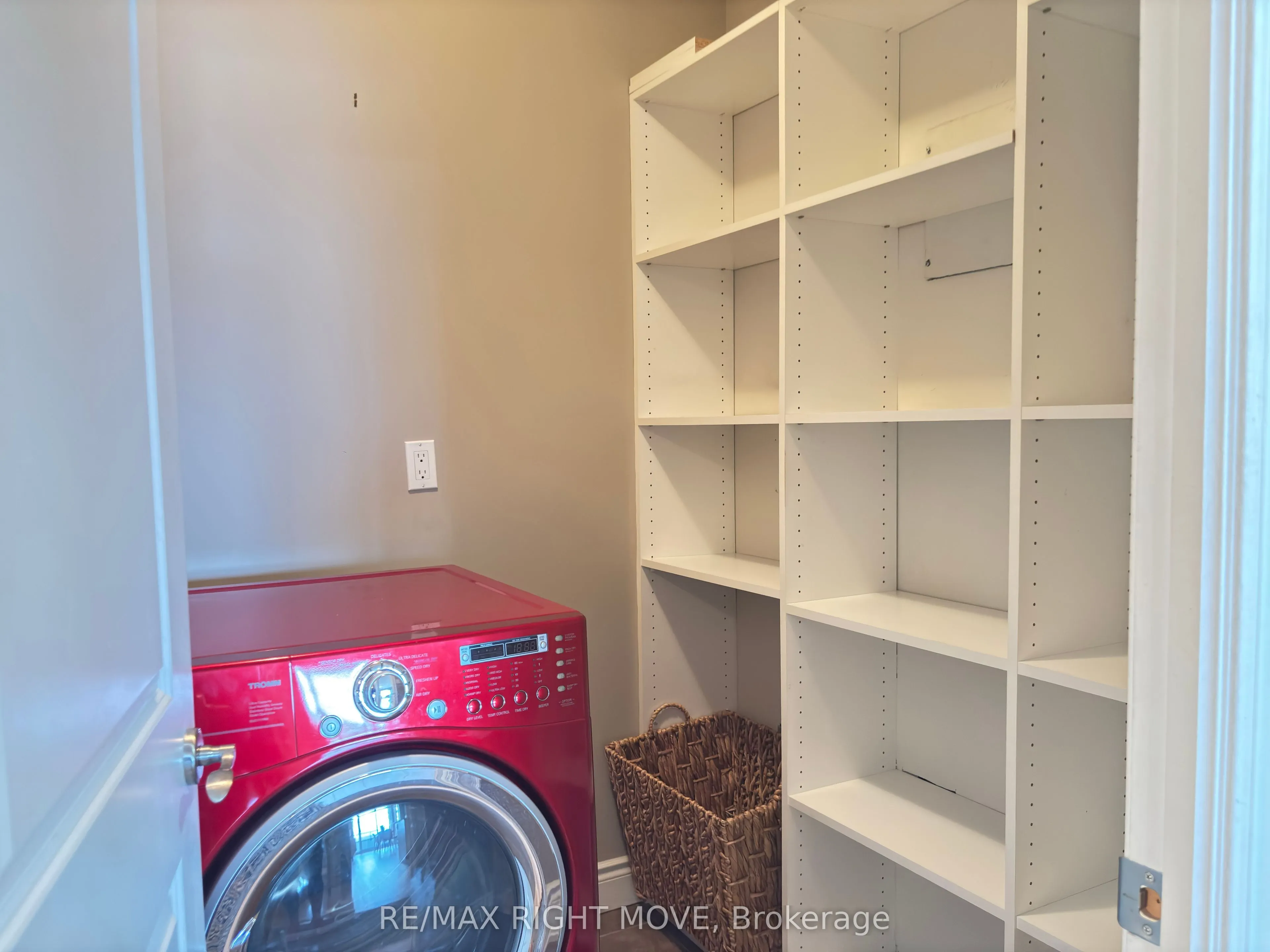 80 Orchard Point, #504