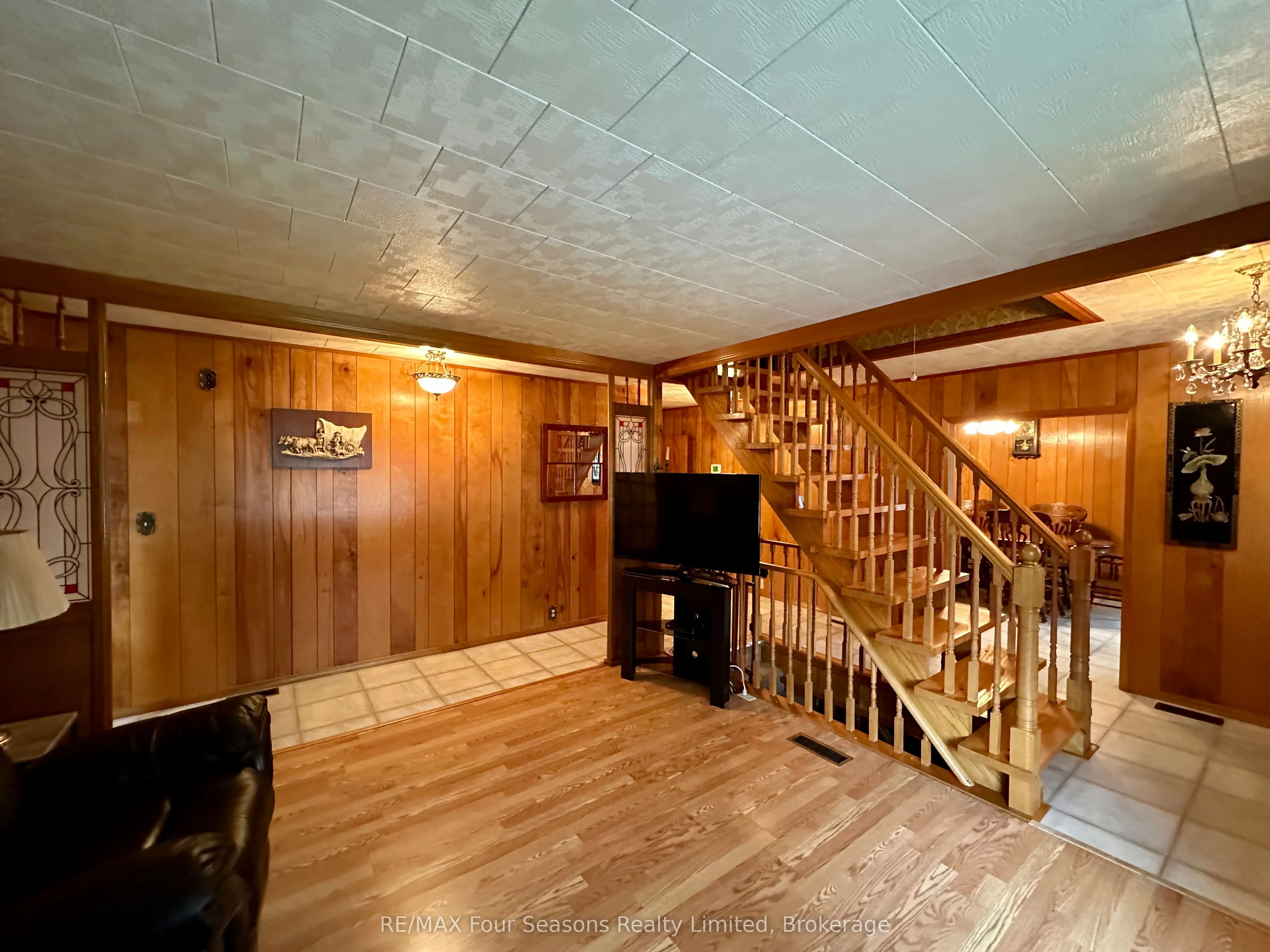 5601 COUNTY ROAD 9
