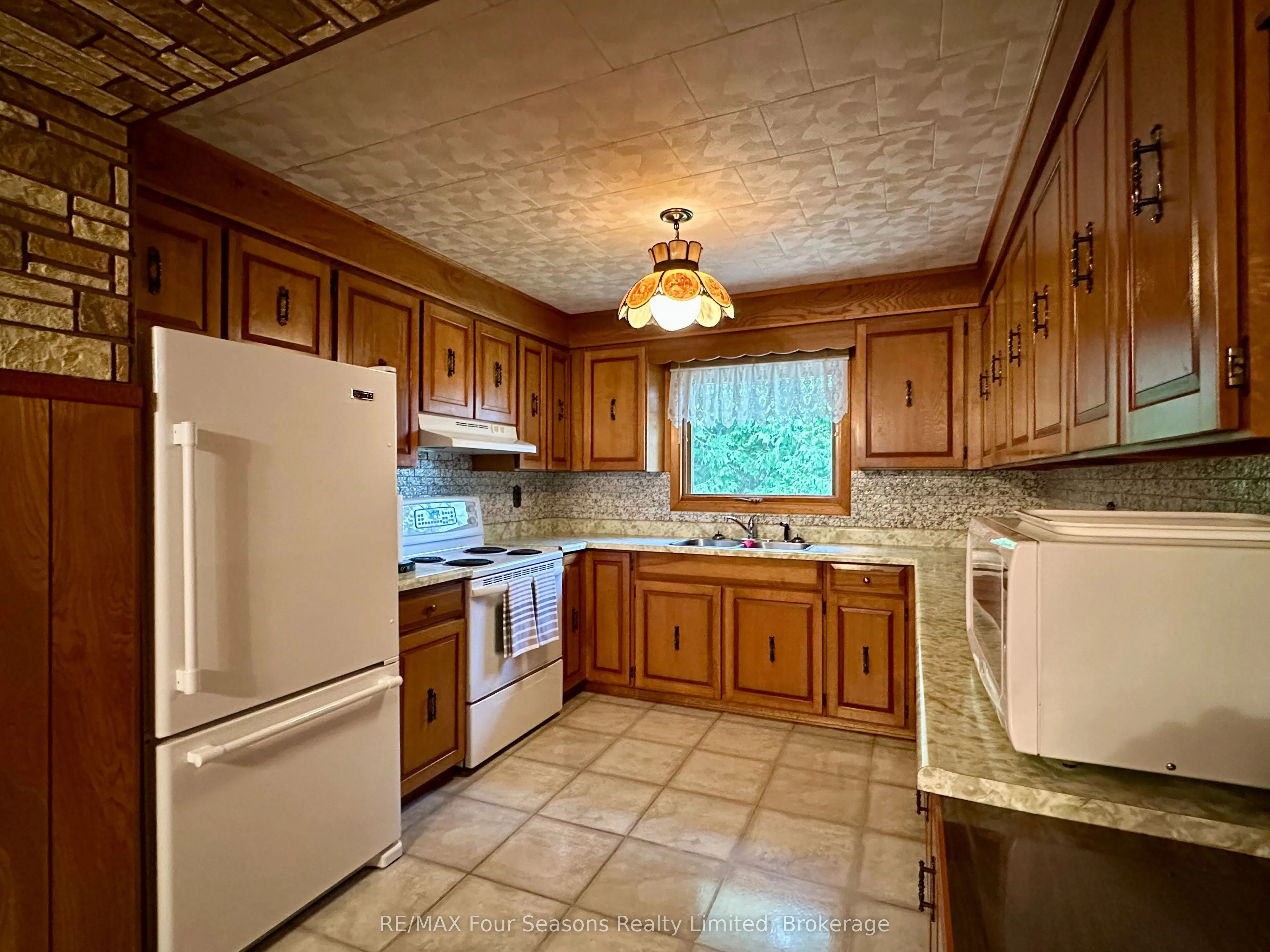 5601 COUNTY ROAD 9