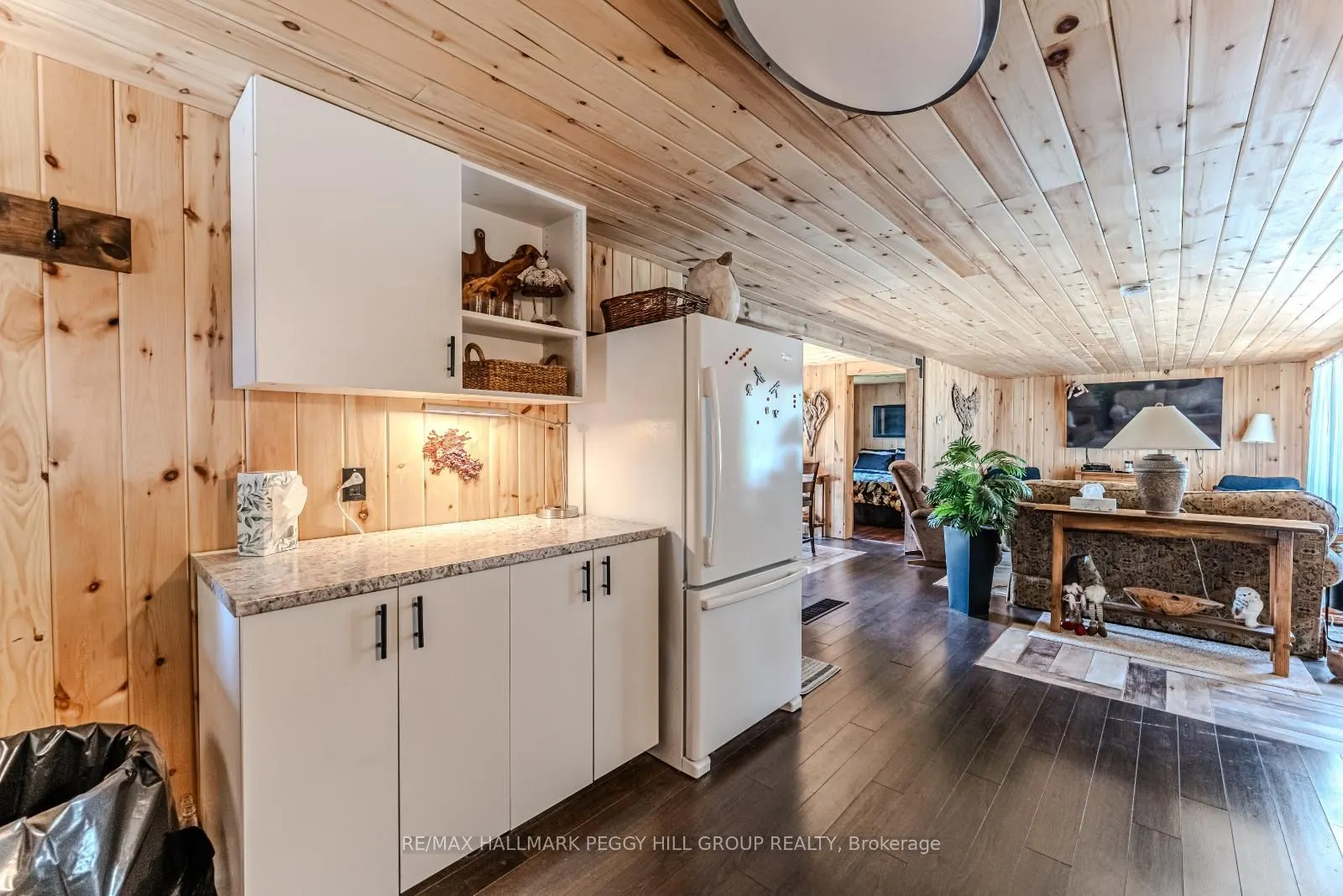 156 Woodlands Avenue