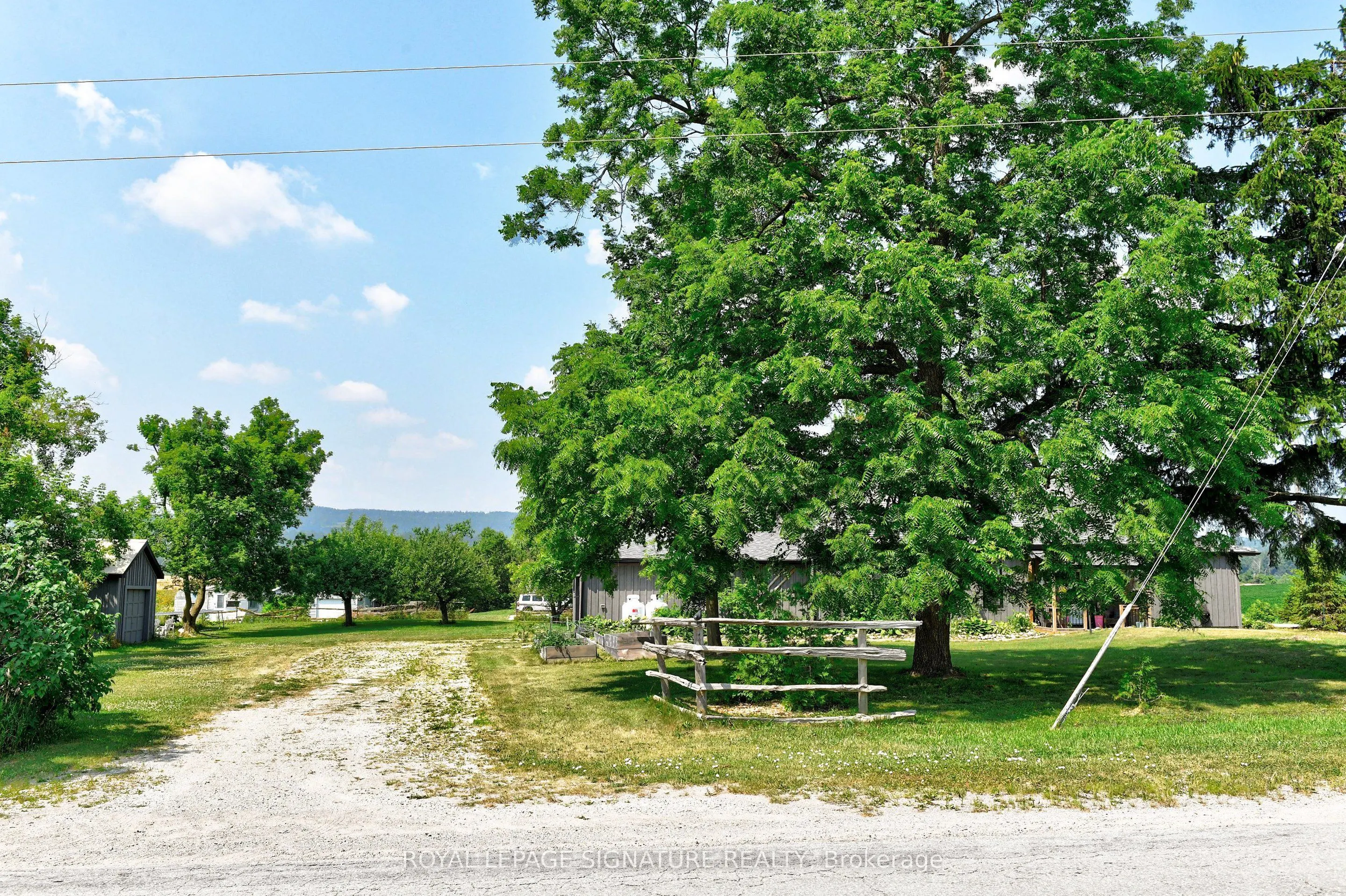 7747 15/16 Side Road