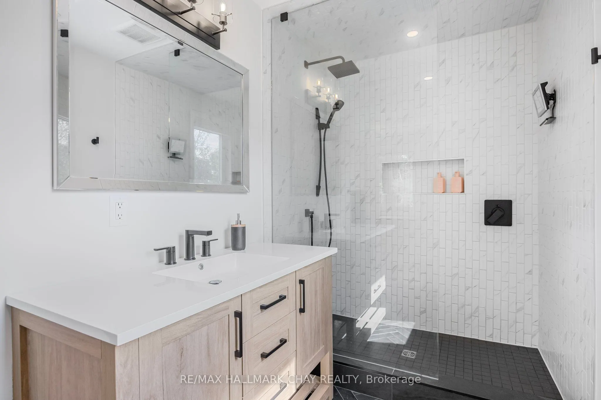 23 Lamers Road