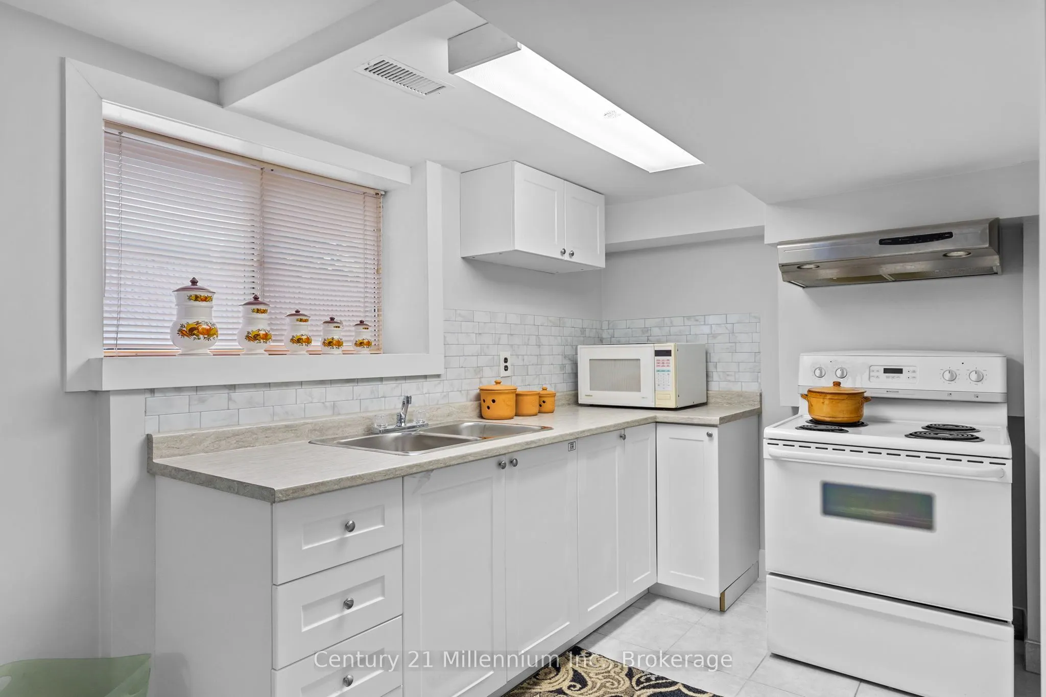 49 32nd Street N