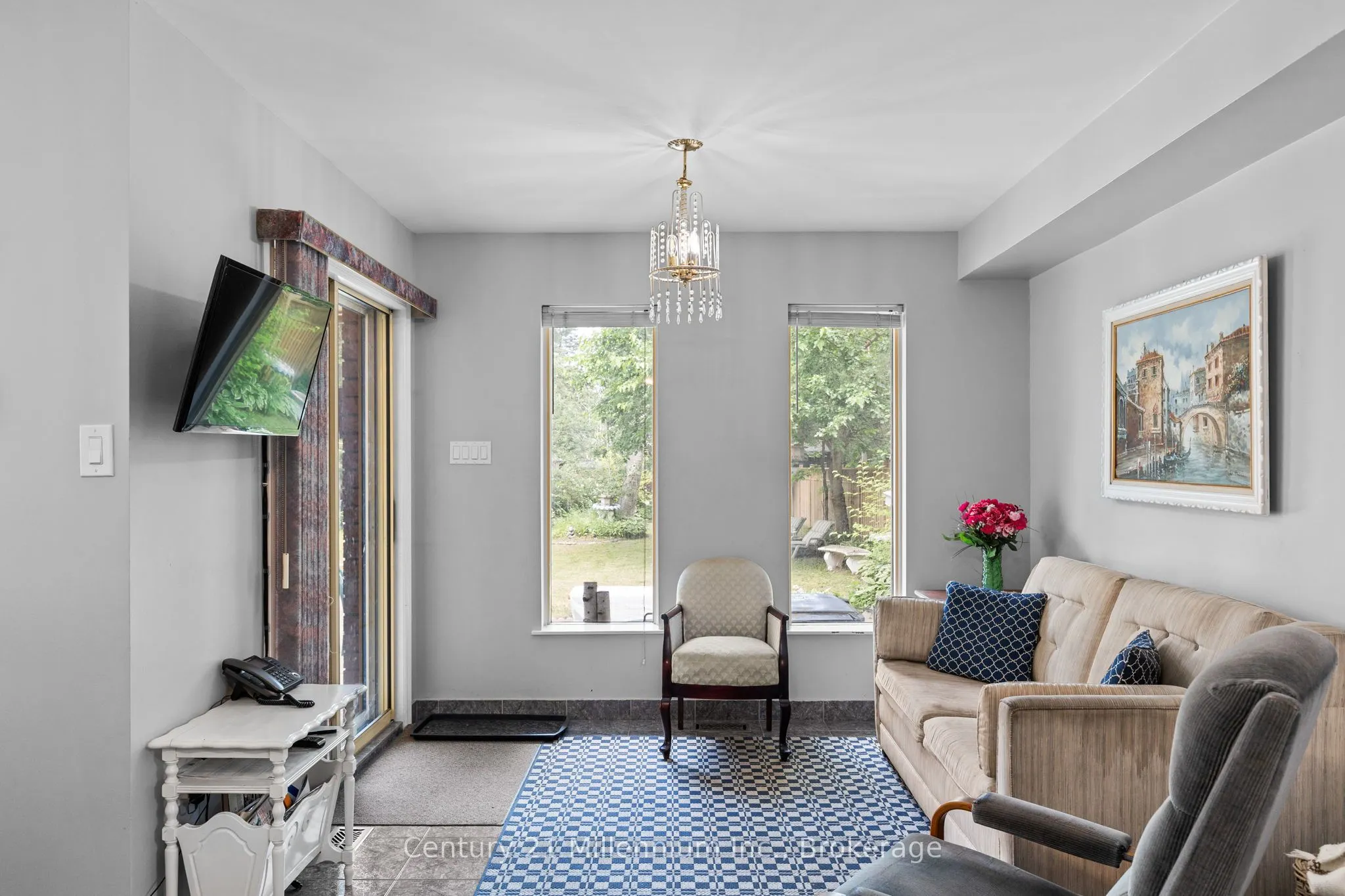49 32nd Street N