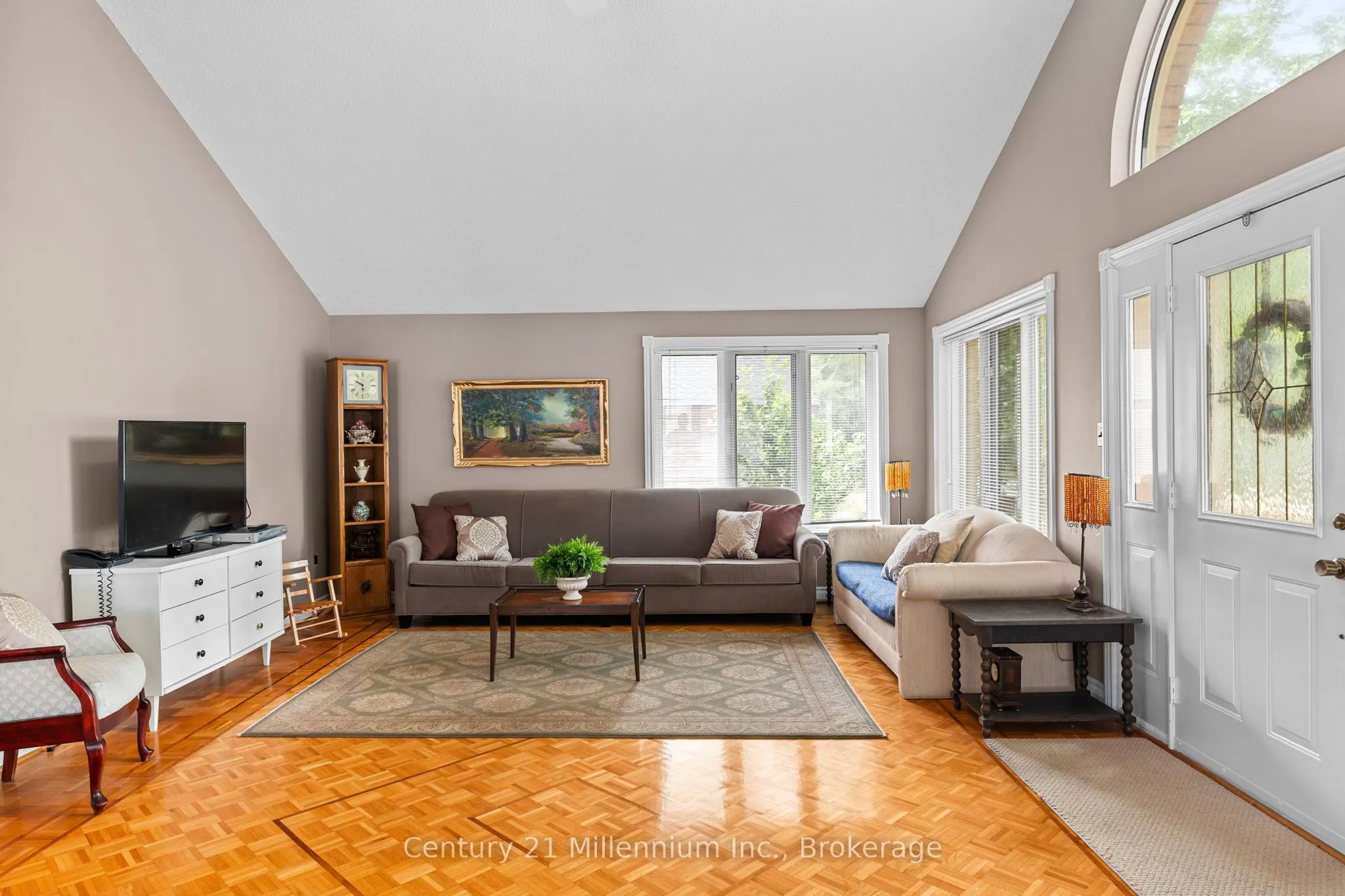 49 32nd Street N