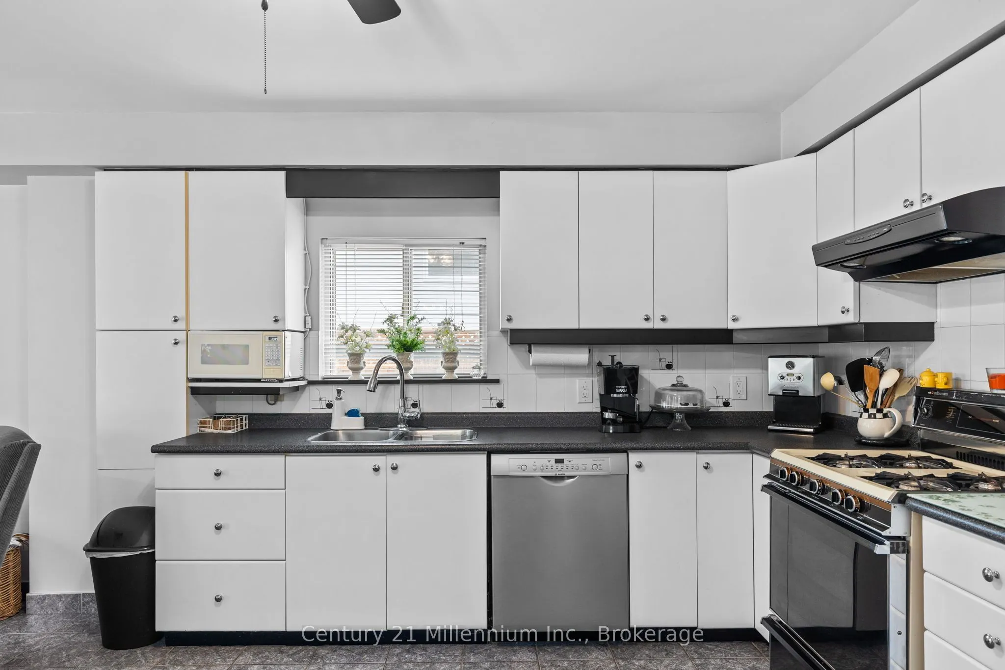 49 32nd Street N