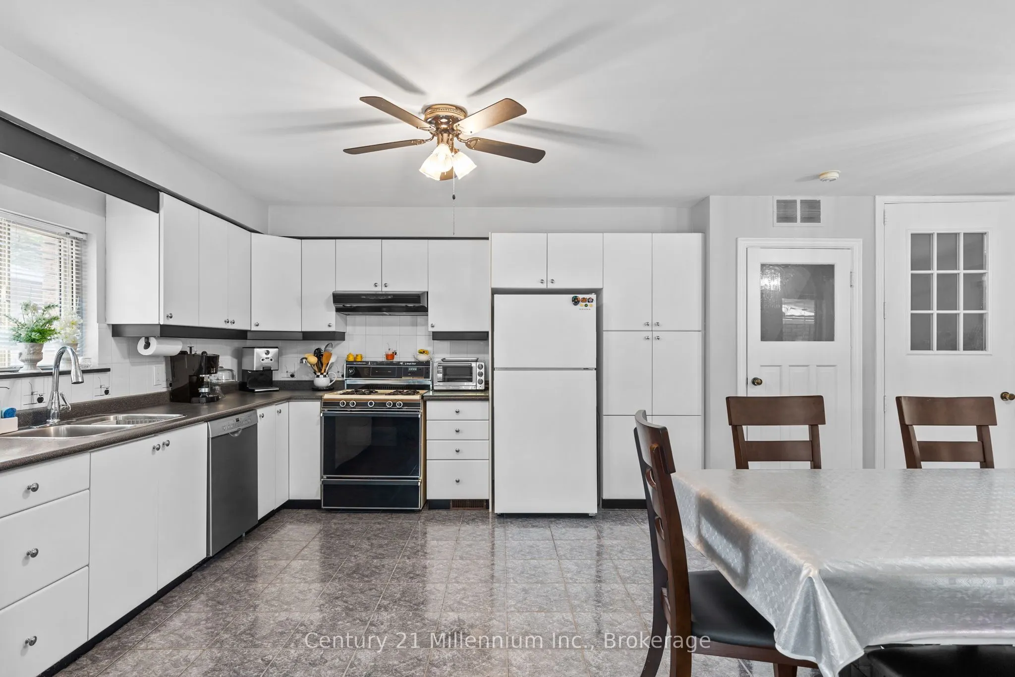 49 32nd Street N