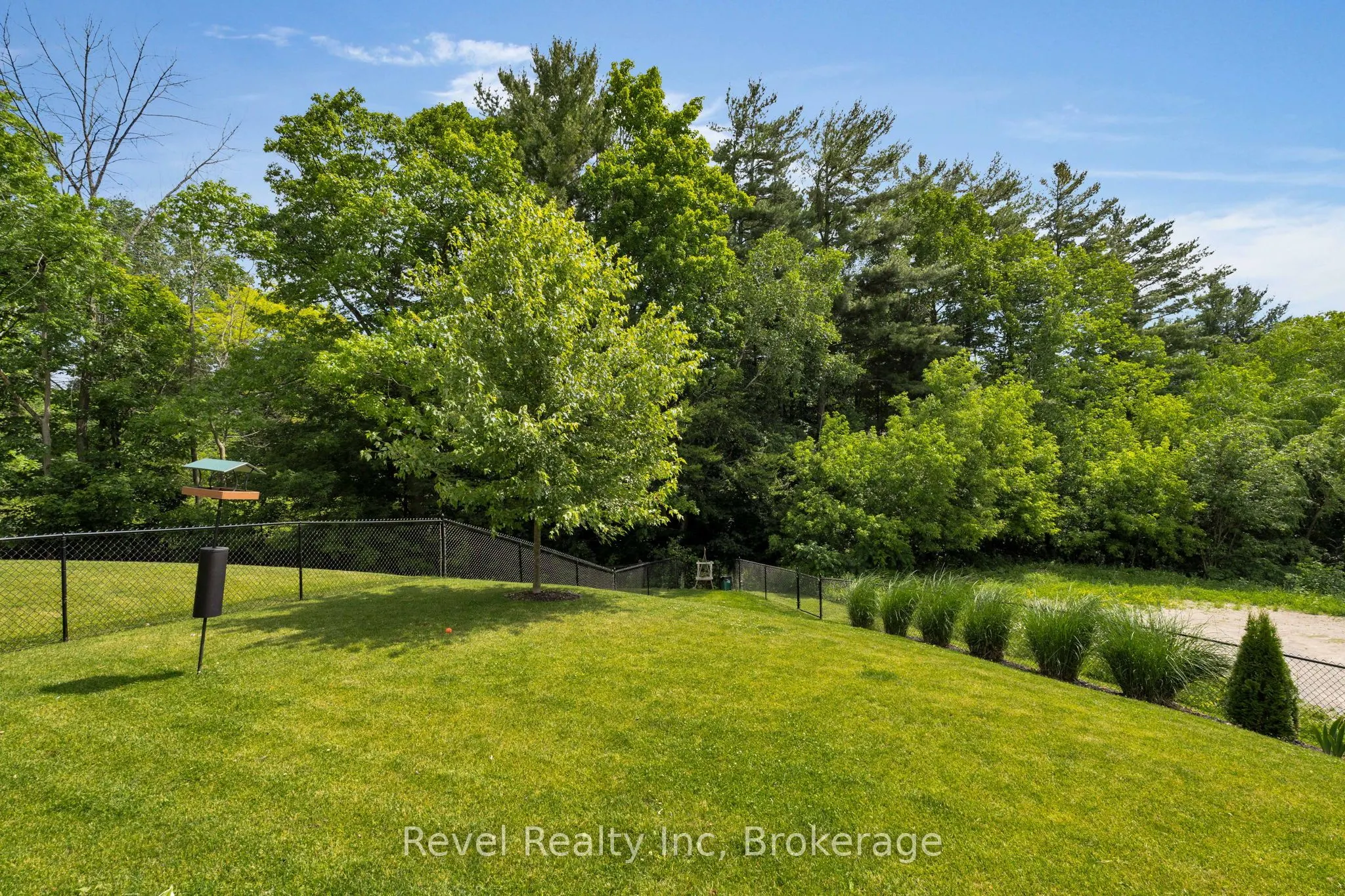 413 RUSS HOWARD Drive