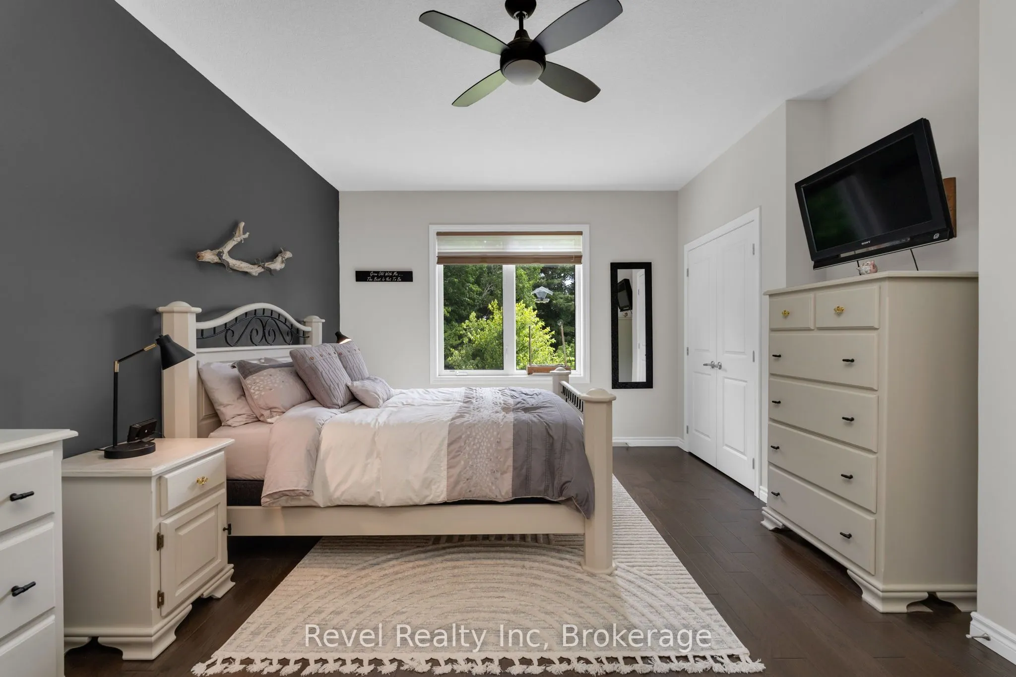 413 RUSS HOWARD Drive