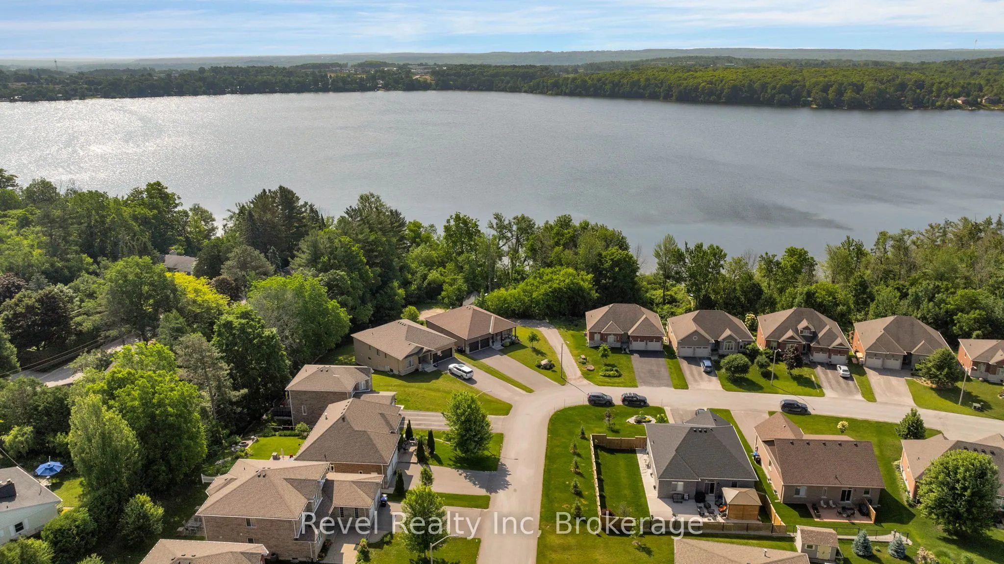 413 RUSS HOWARD Drive