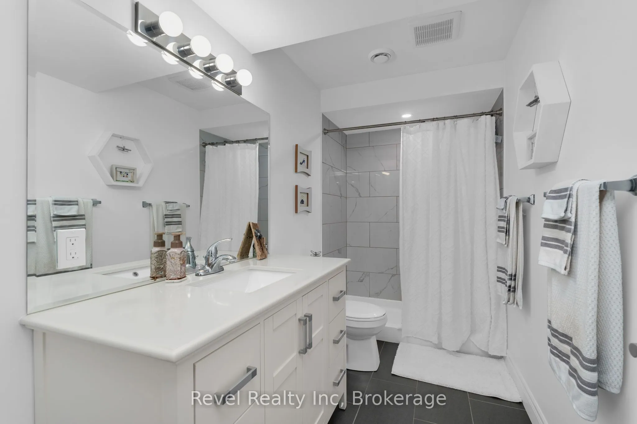 413 RUSS HOWARD Drive