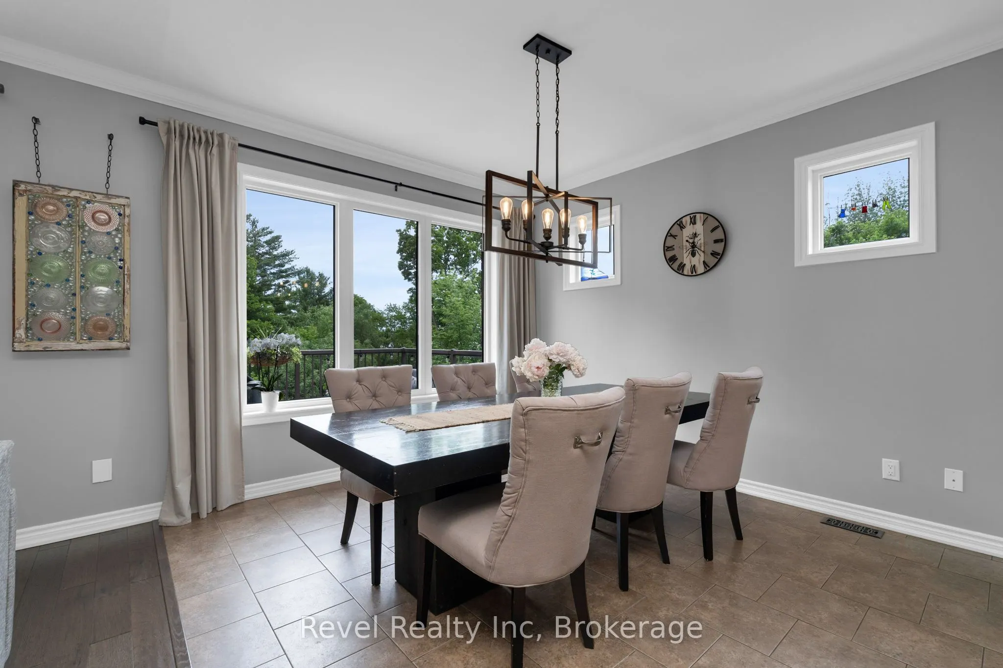 413 RUSS HOWARD Drive