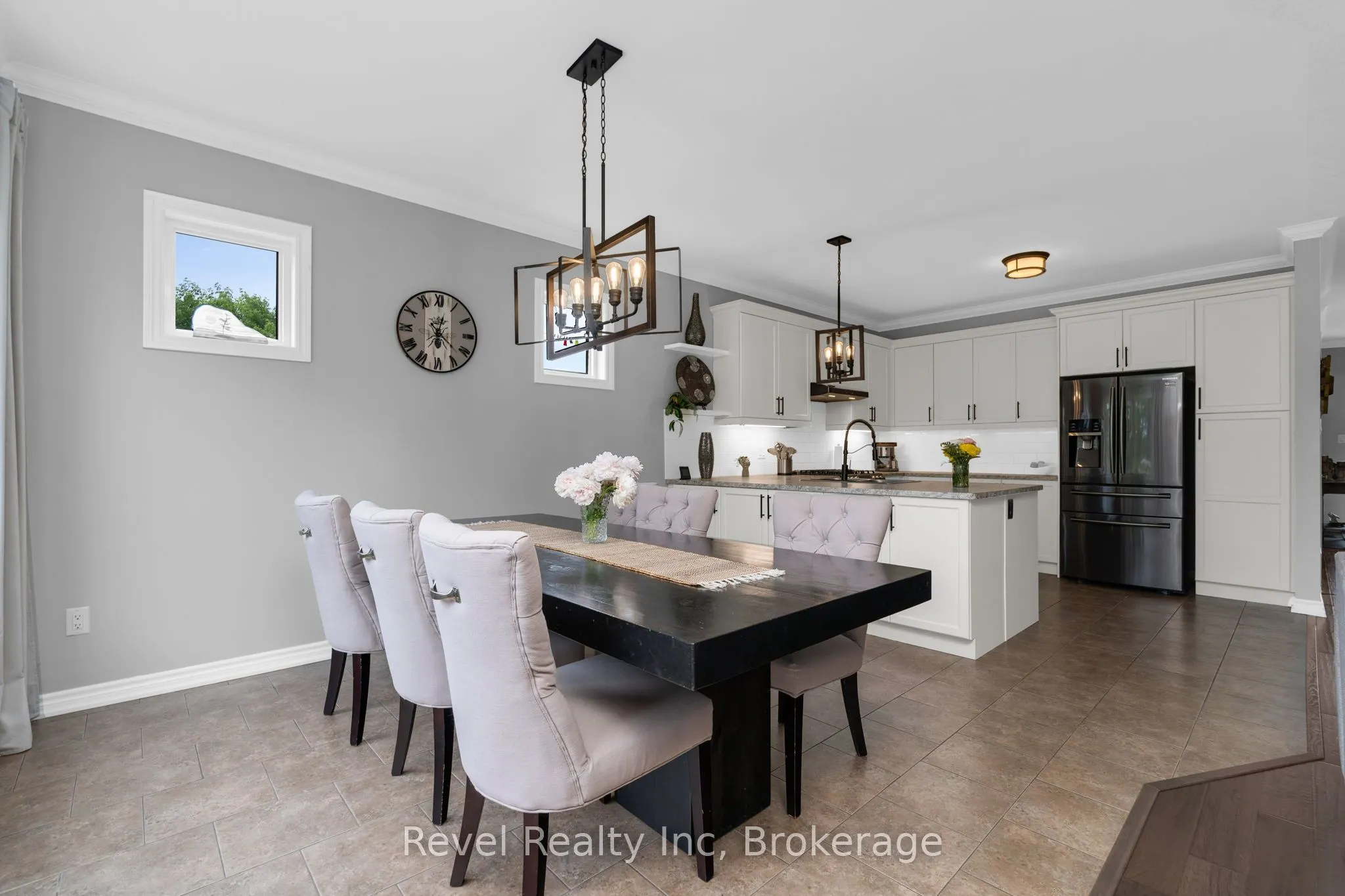 413 RUSS HOWARD Drive