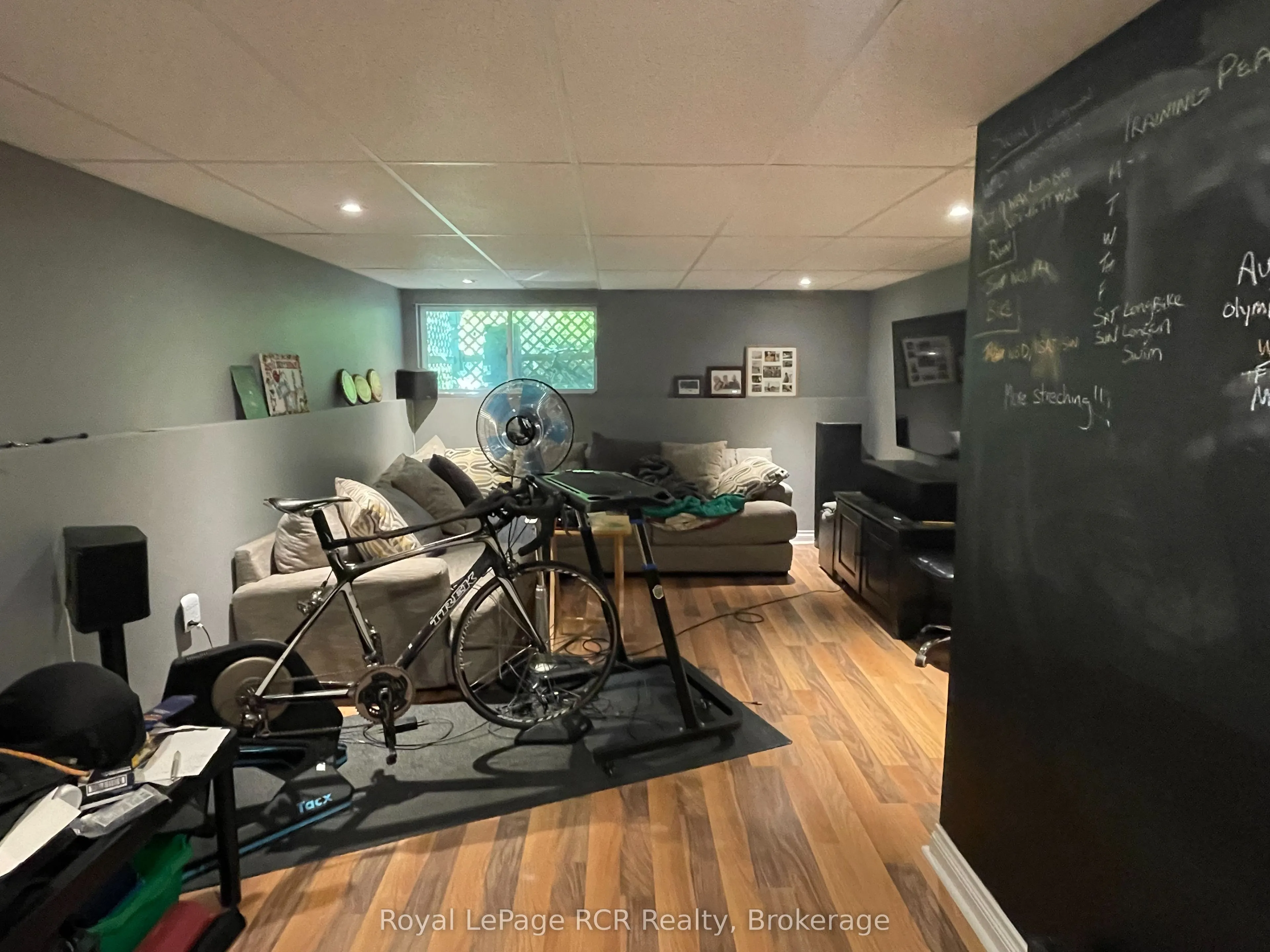 409 Thomas Street, #11