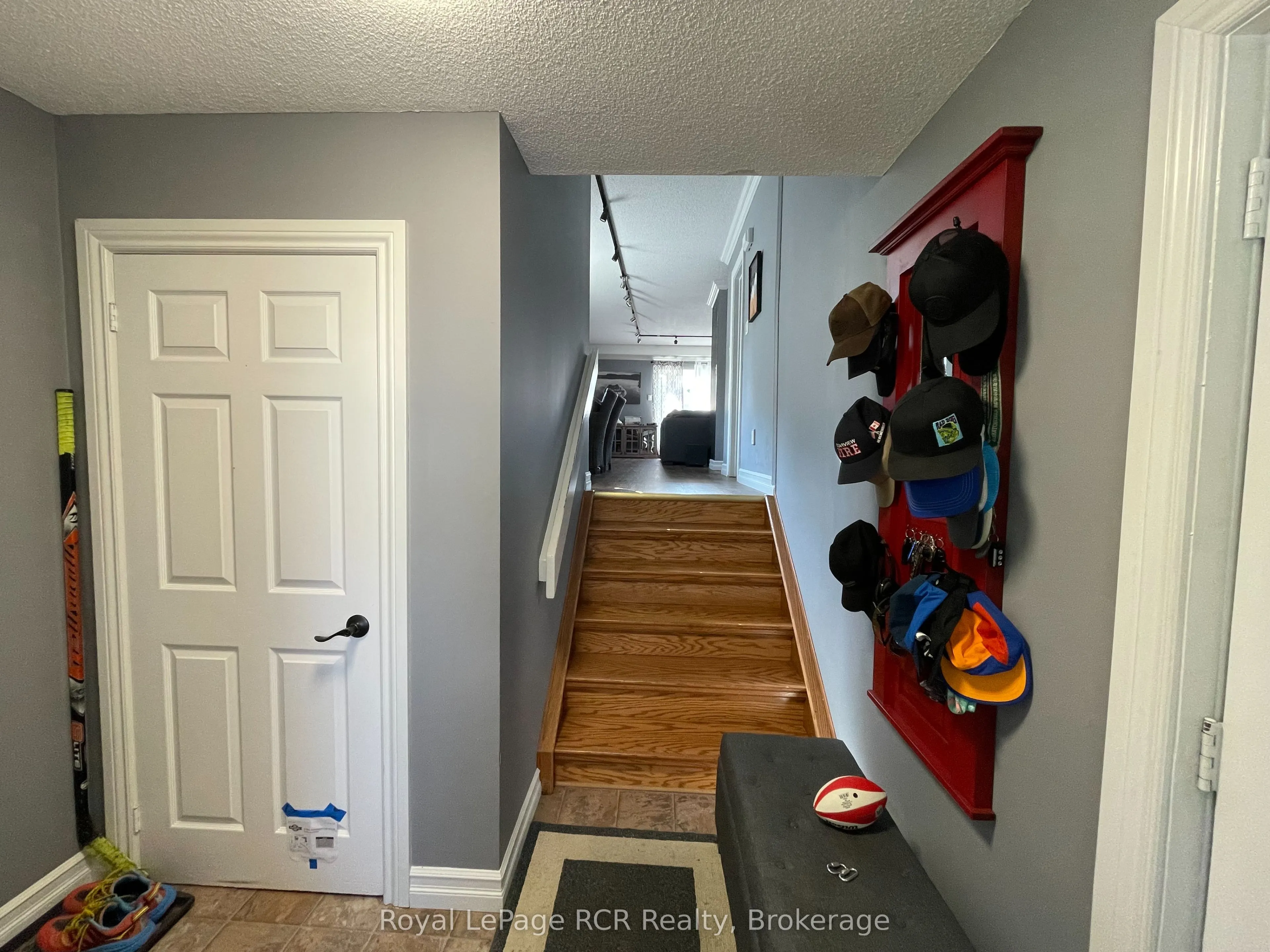 409 Thomas Street, #11