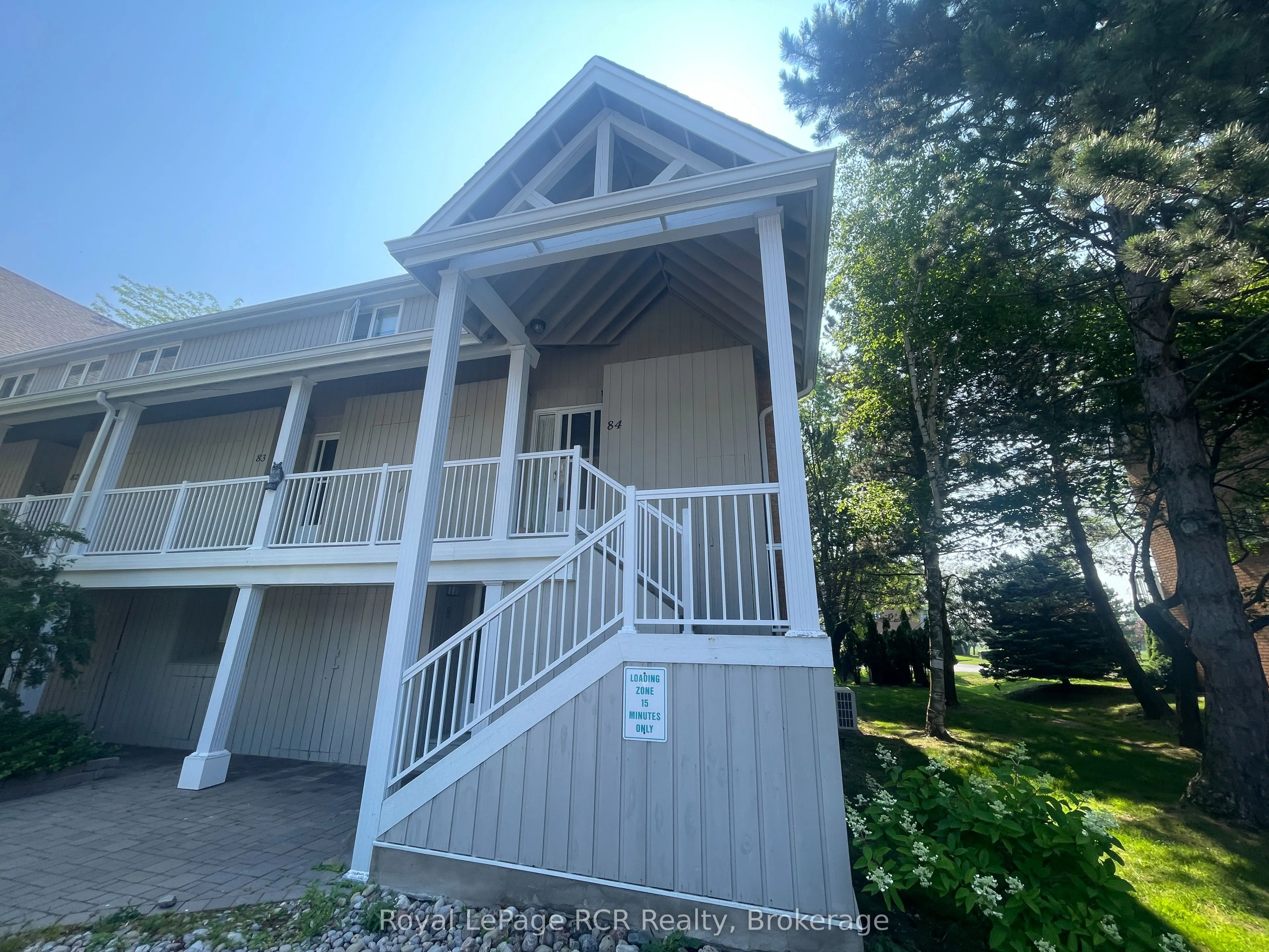 16 Rambling Way, #84