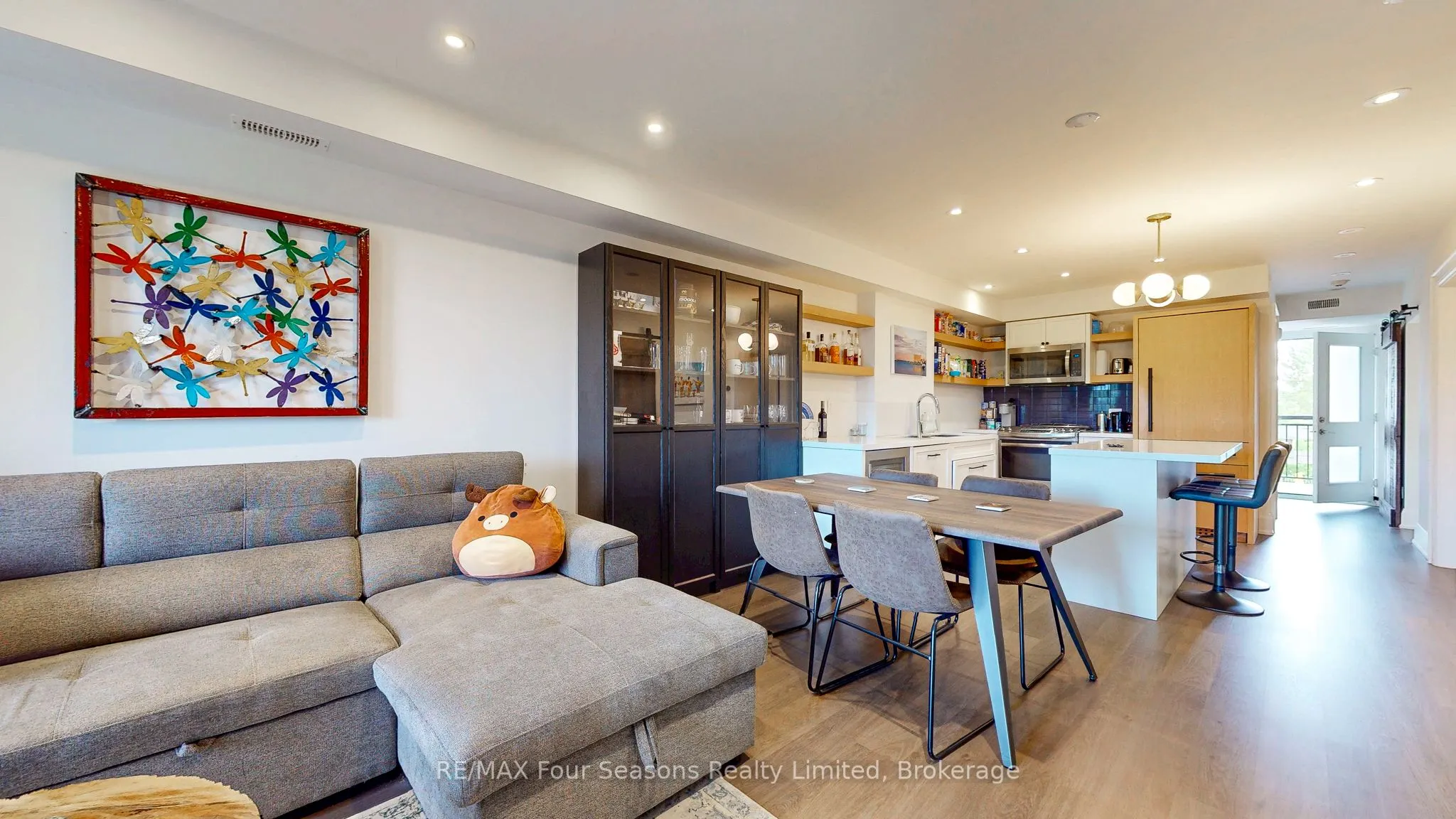 6 Anchorage Crescent, #203