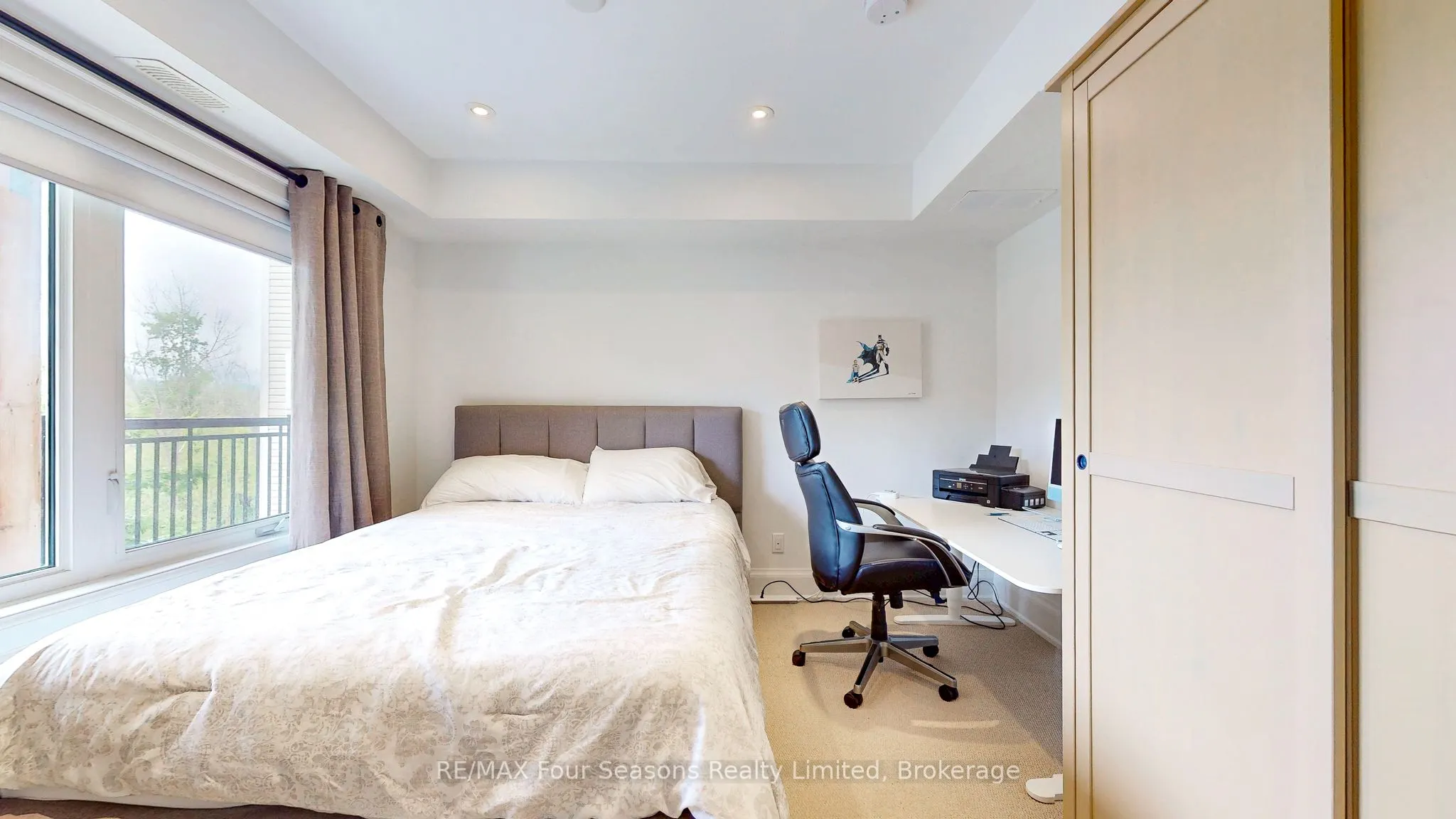 6 Anchorage Crescent, #203