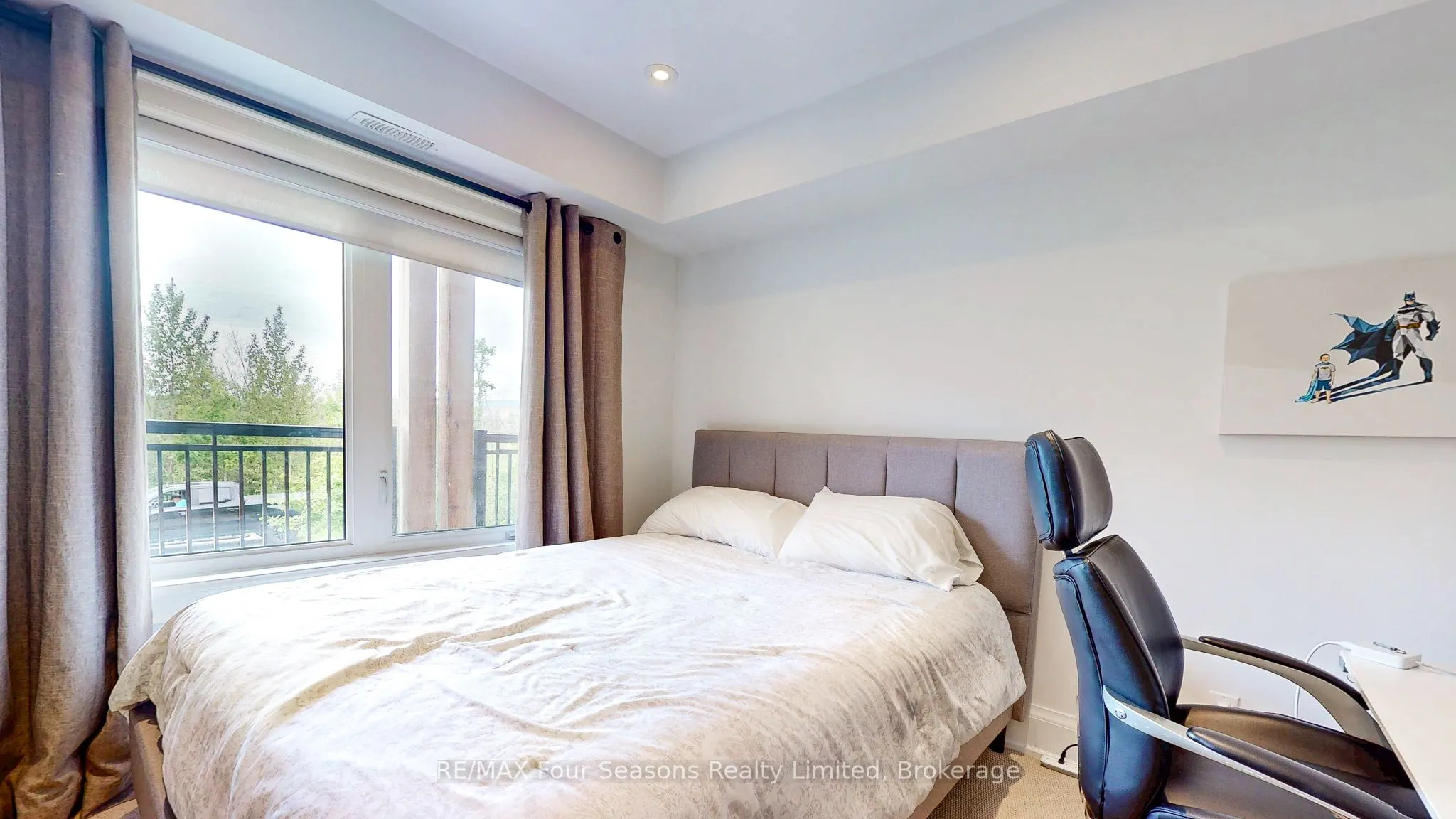 6 Anchorage Crescent, #203