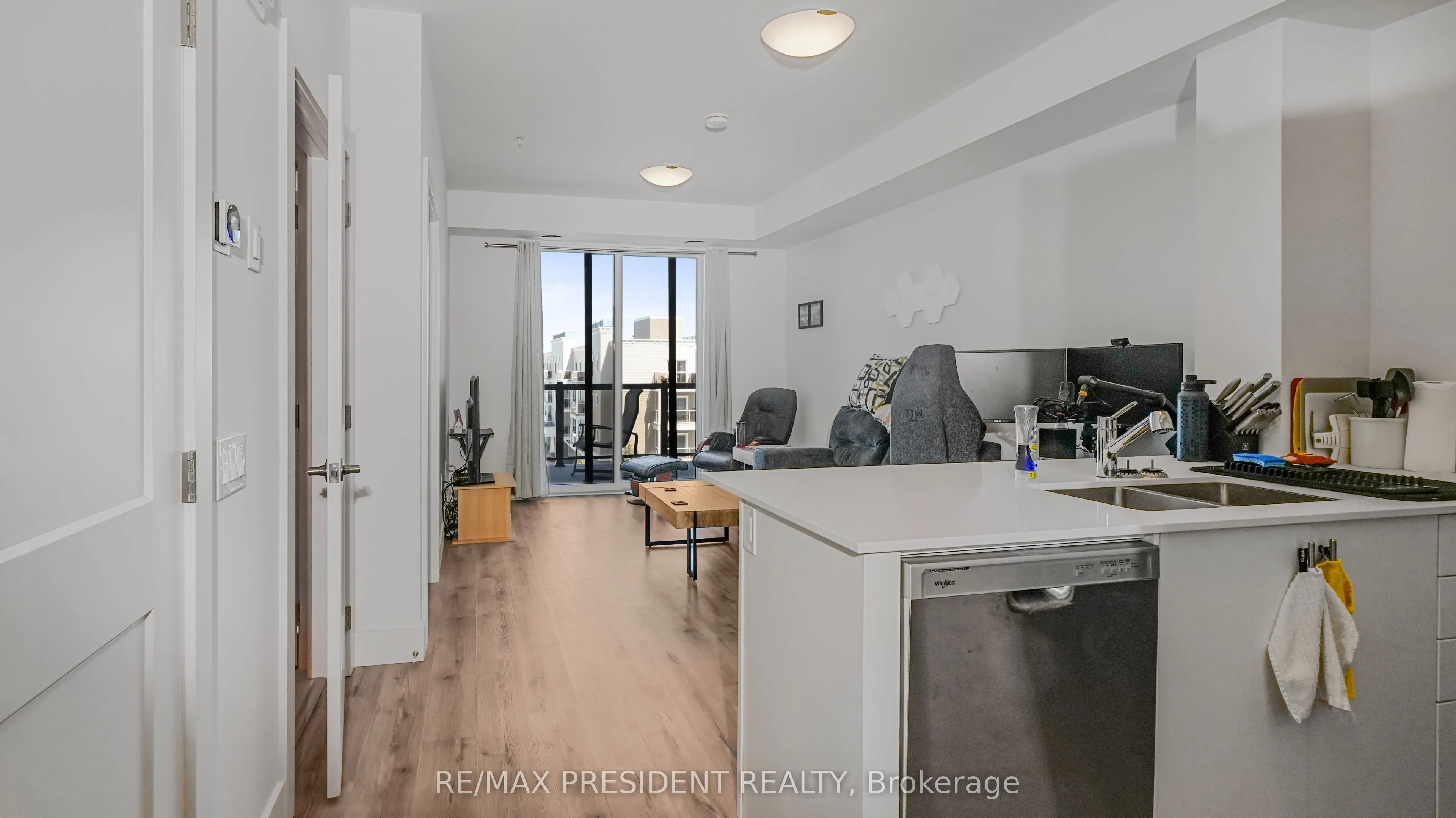 4 Kimberly Lane N, #403