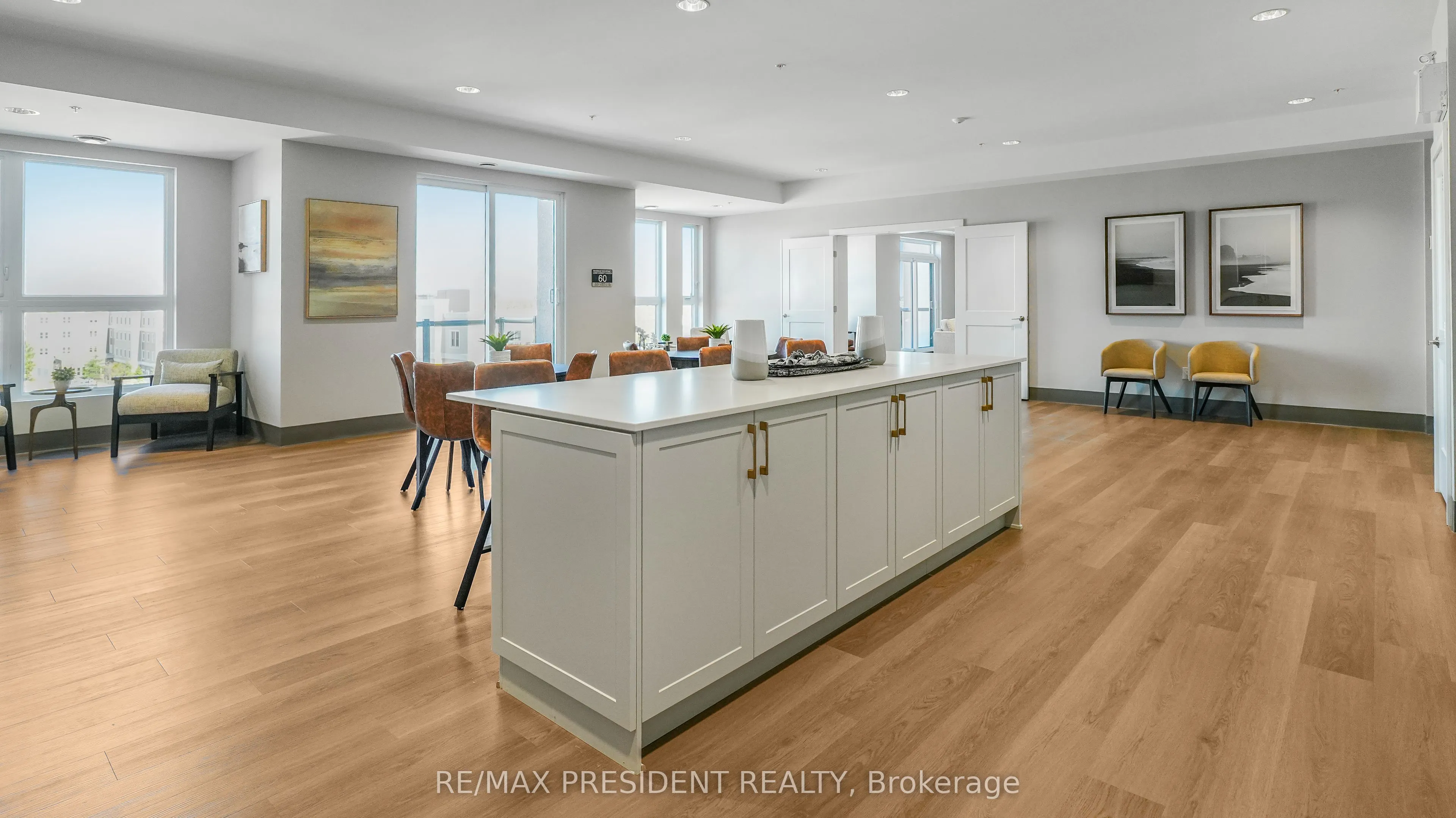 4 Kimberly Lane N, #403