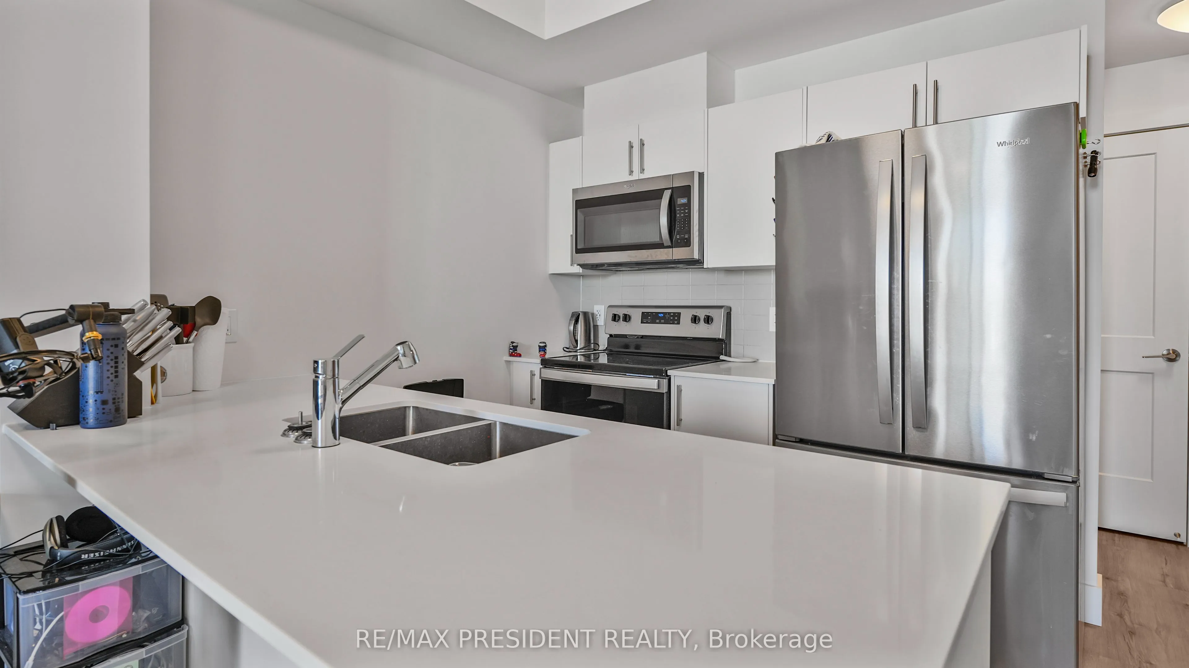 4 Kimberly Lane N, #403