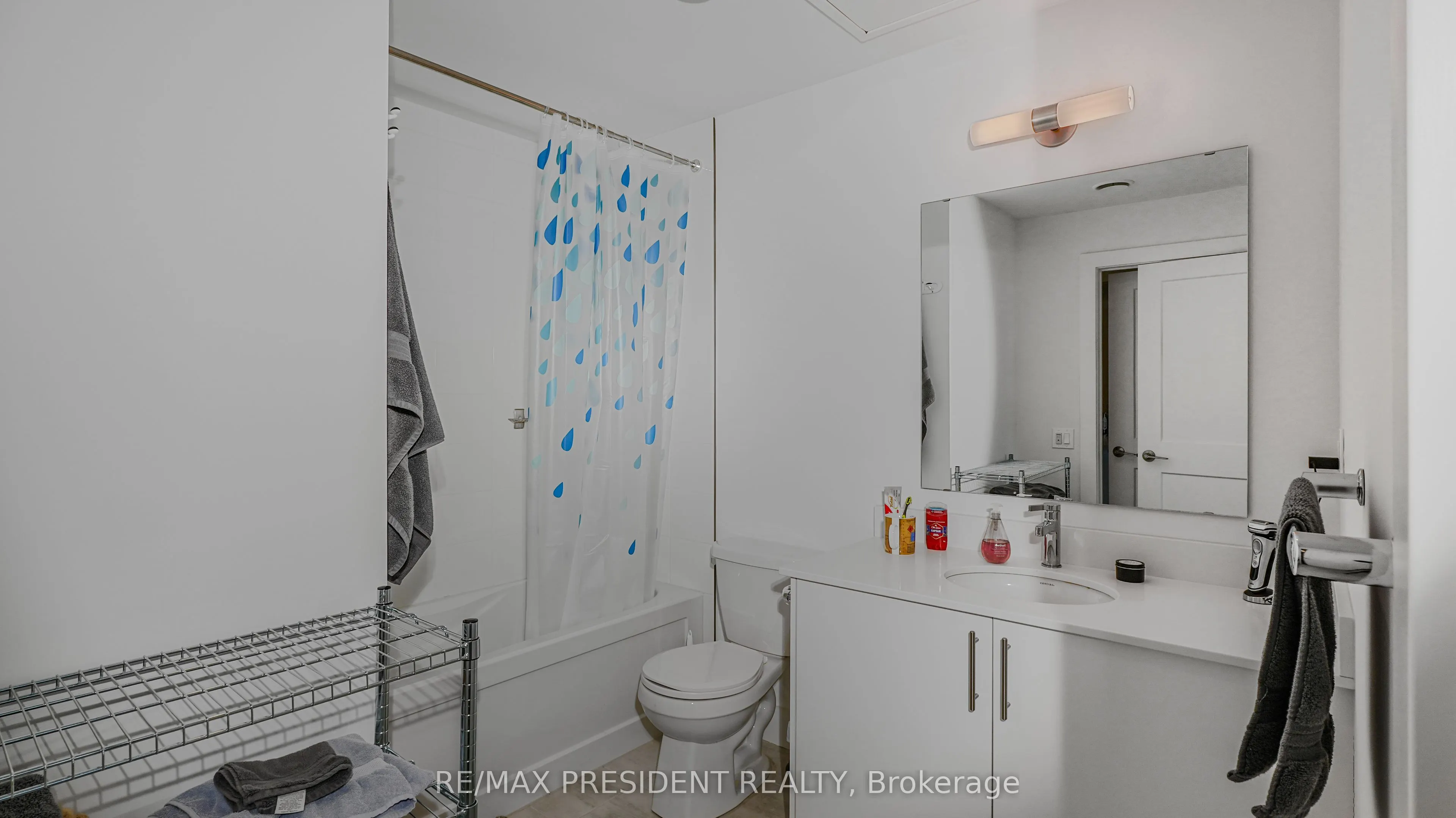 4 Kimberly Lane N, #403