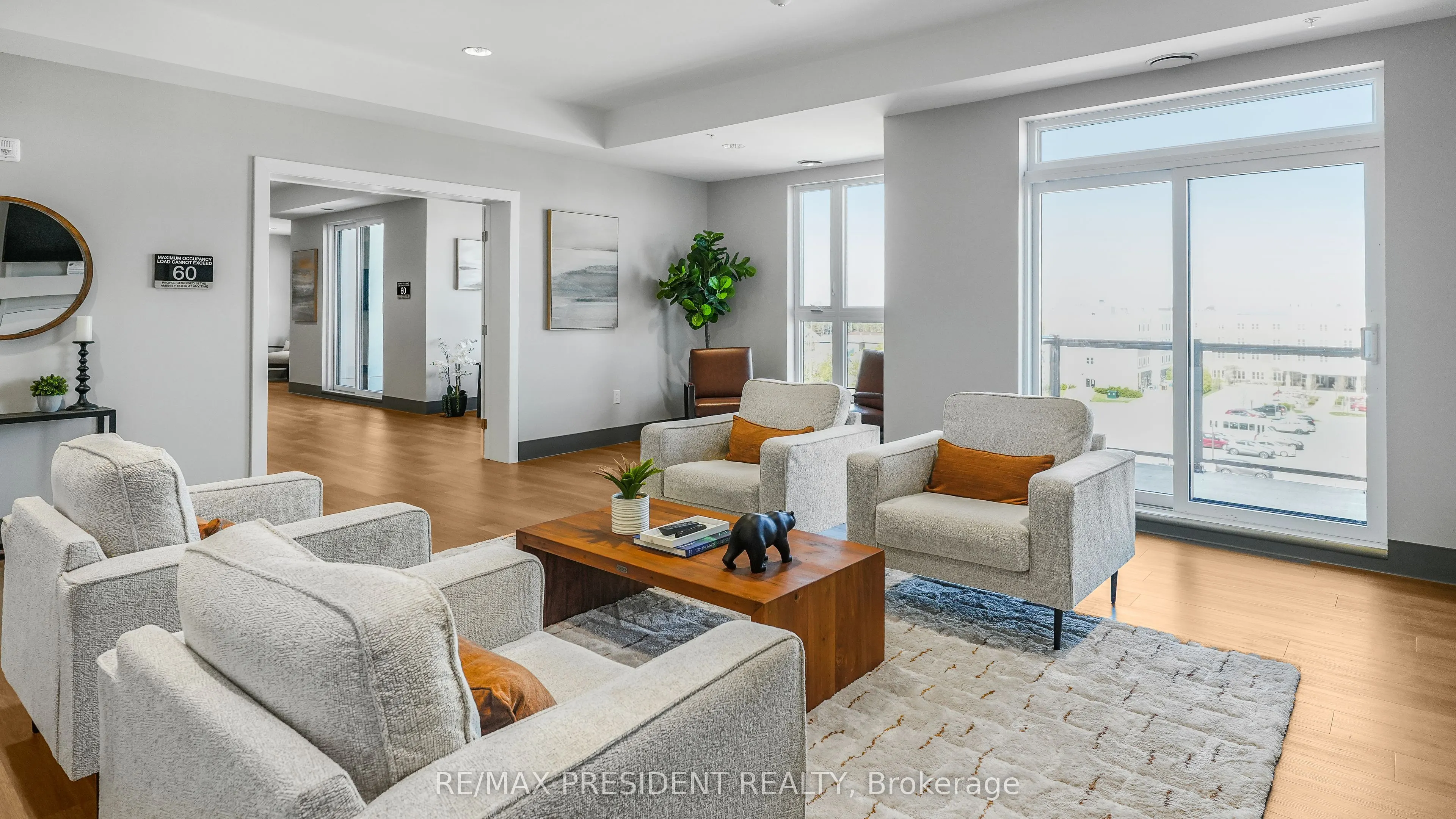 4 Kimberly Lane N, #403