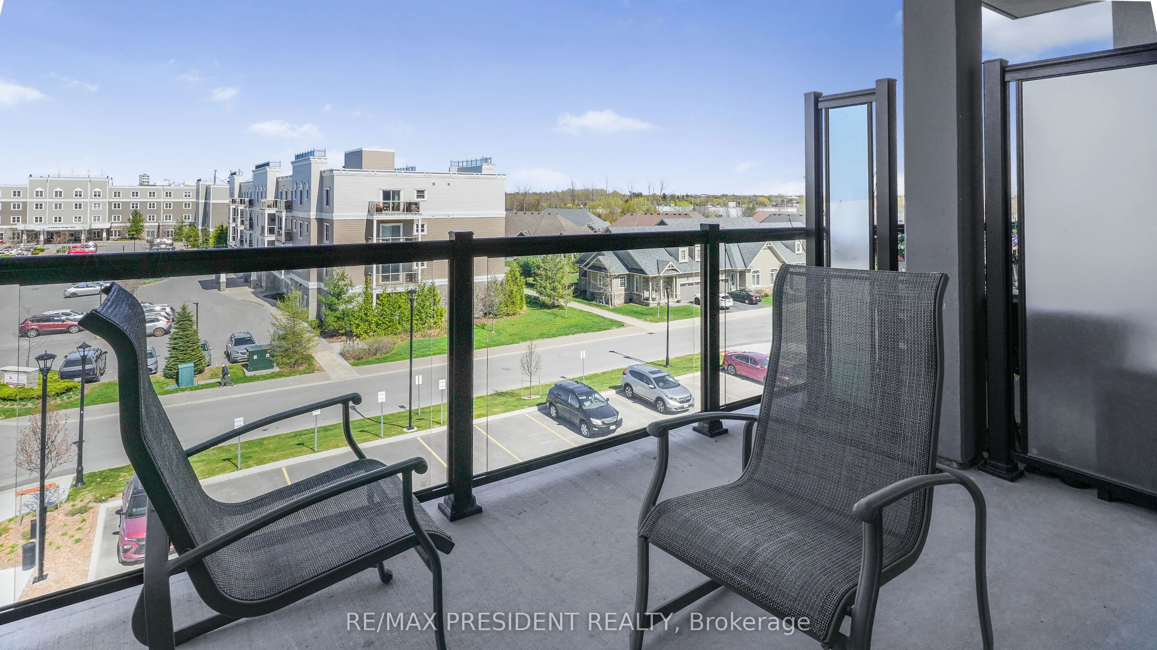 4 Kimberly Lane N, #403