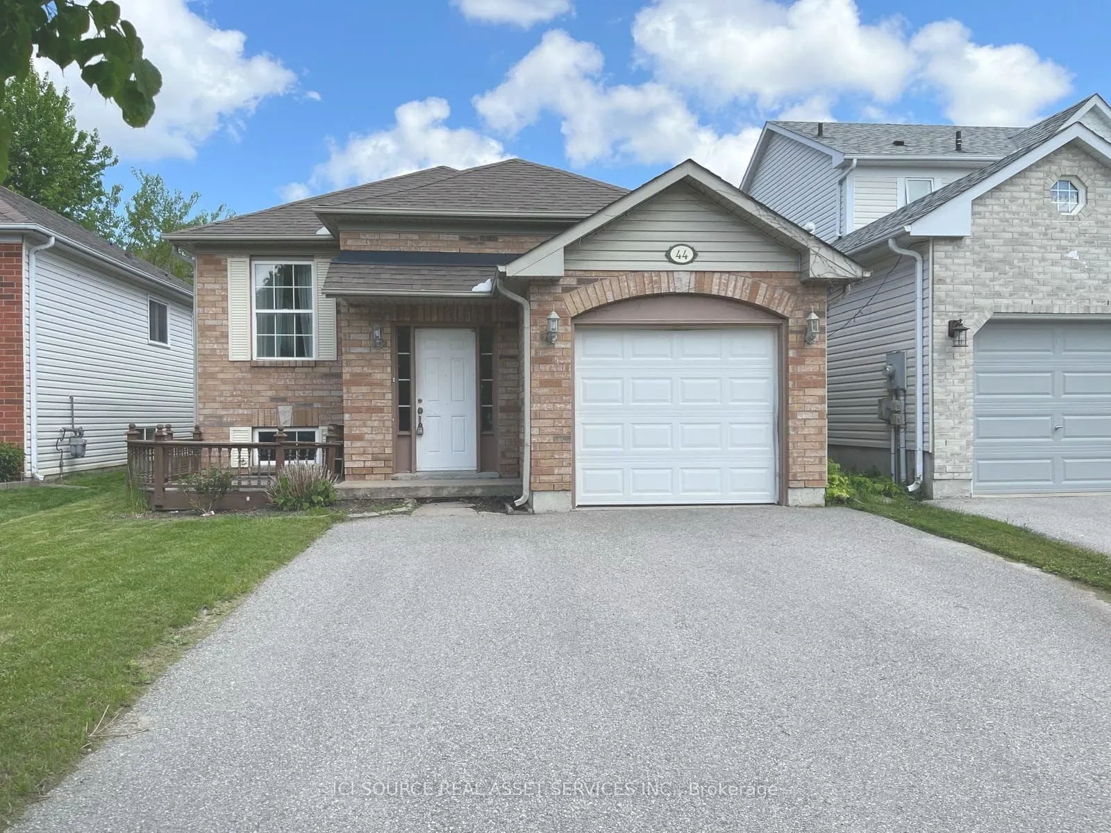 44 Moir Crescent, #Lower Level