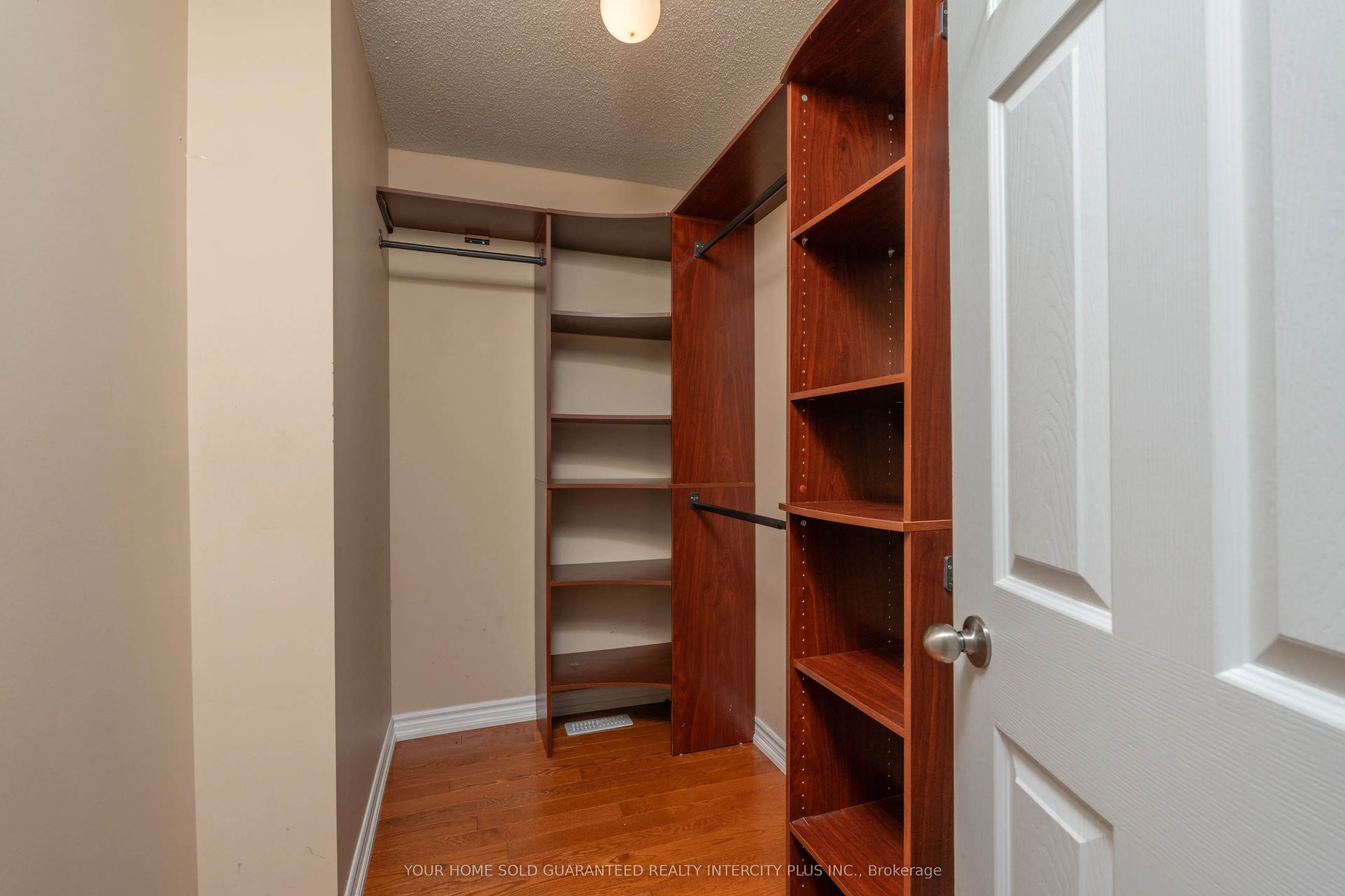 6 Basswood Drive
