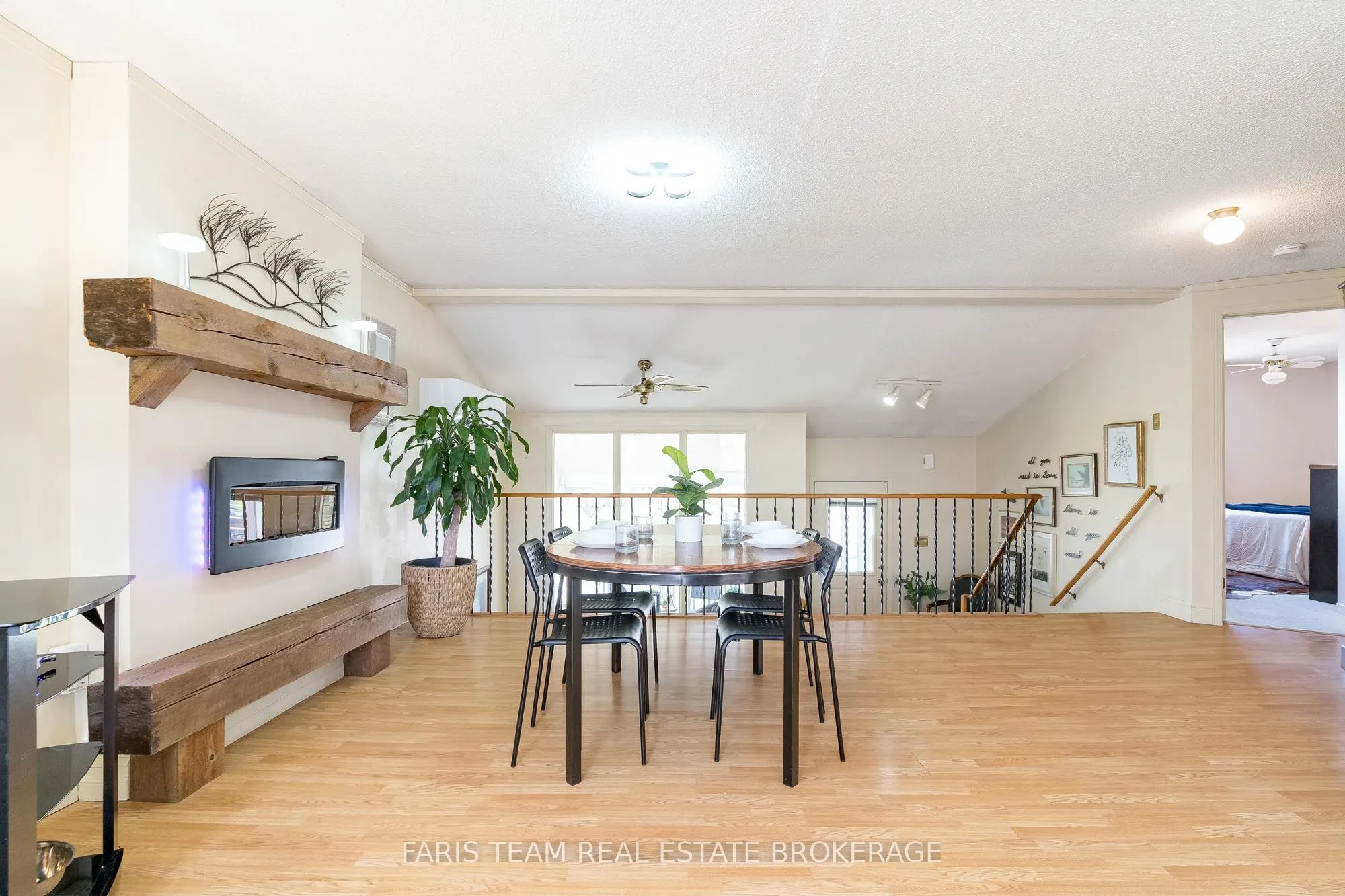 671 Algonquin Drive