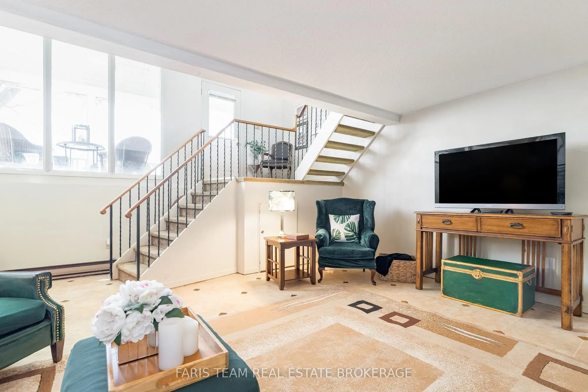 671 Algonquin Drive
