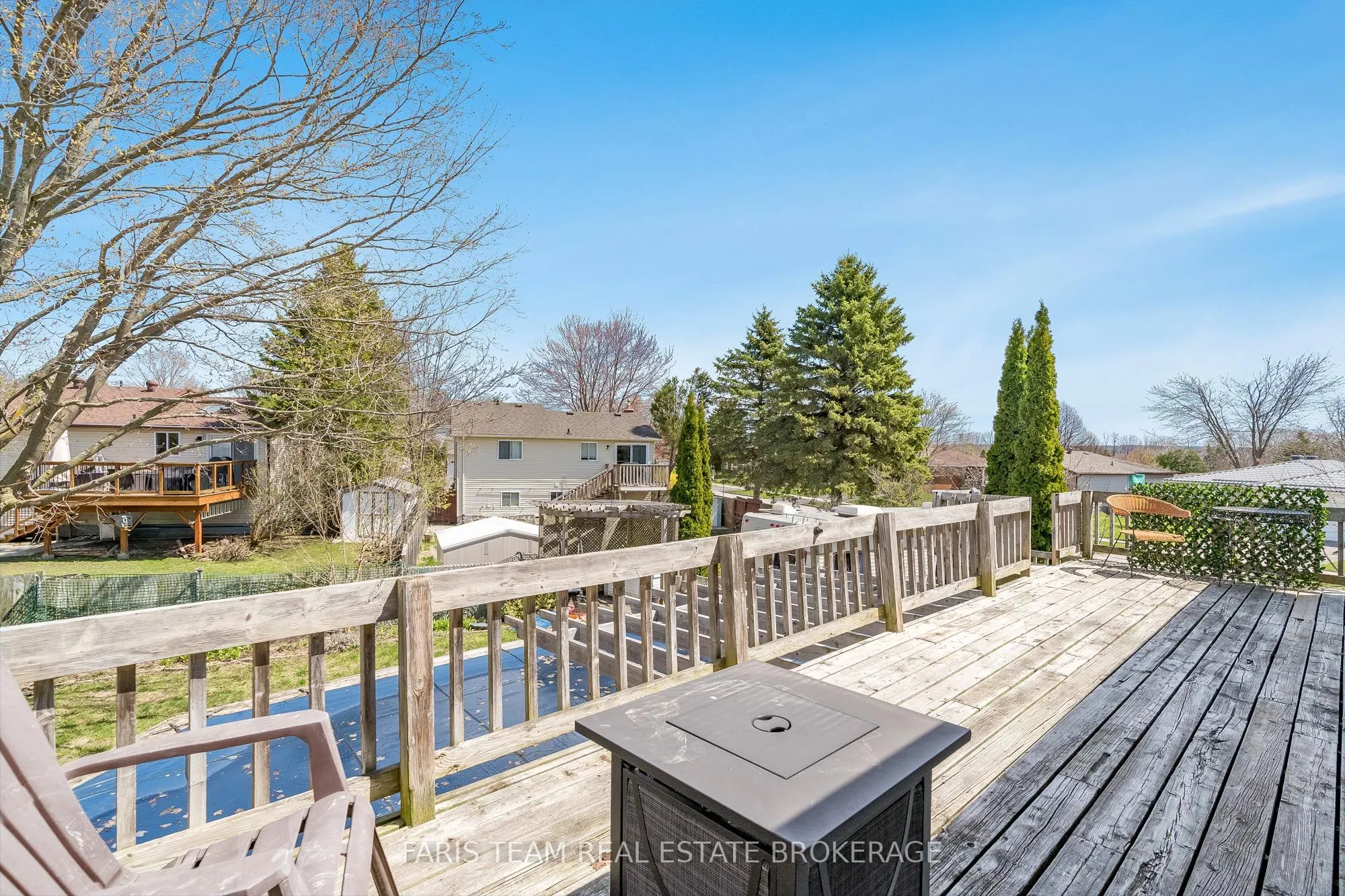 671 Algonquin Drive