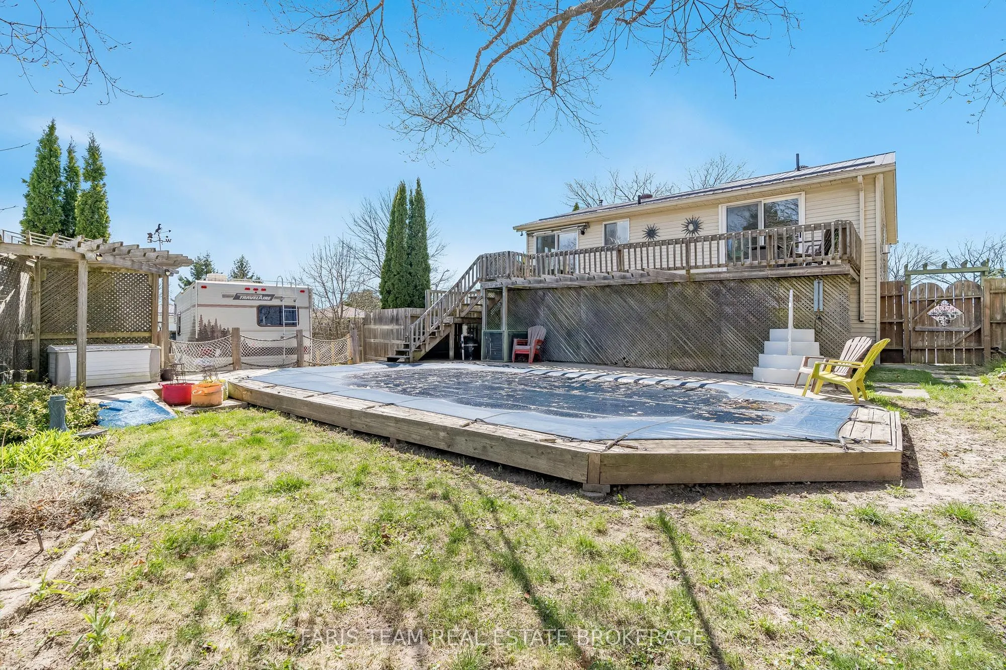 671 Algonquin Drive