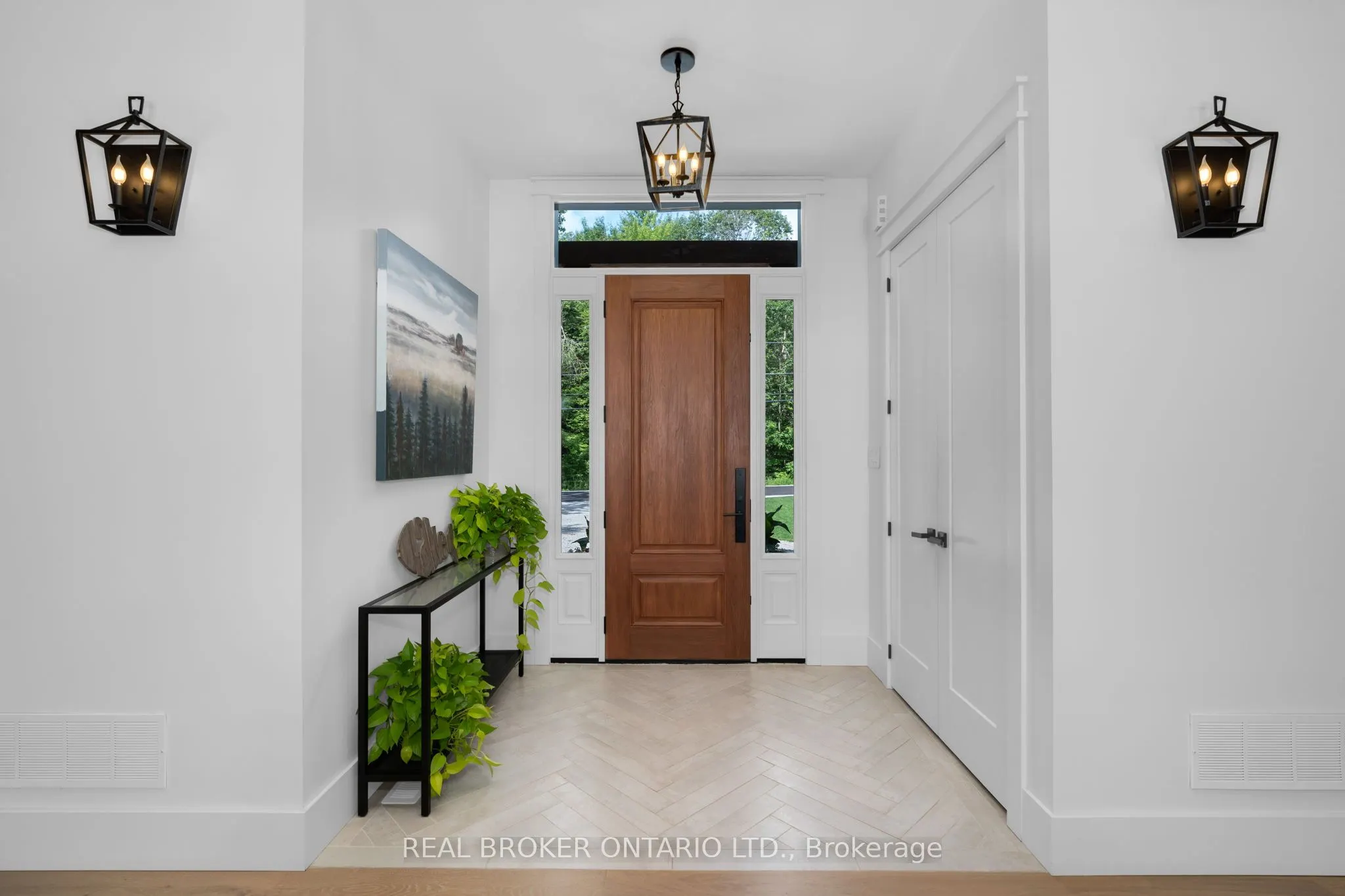 3239 Crescent Bay Road