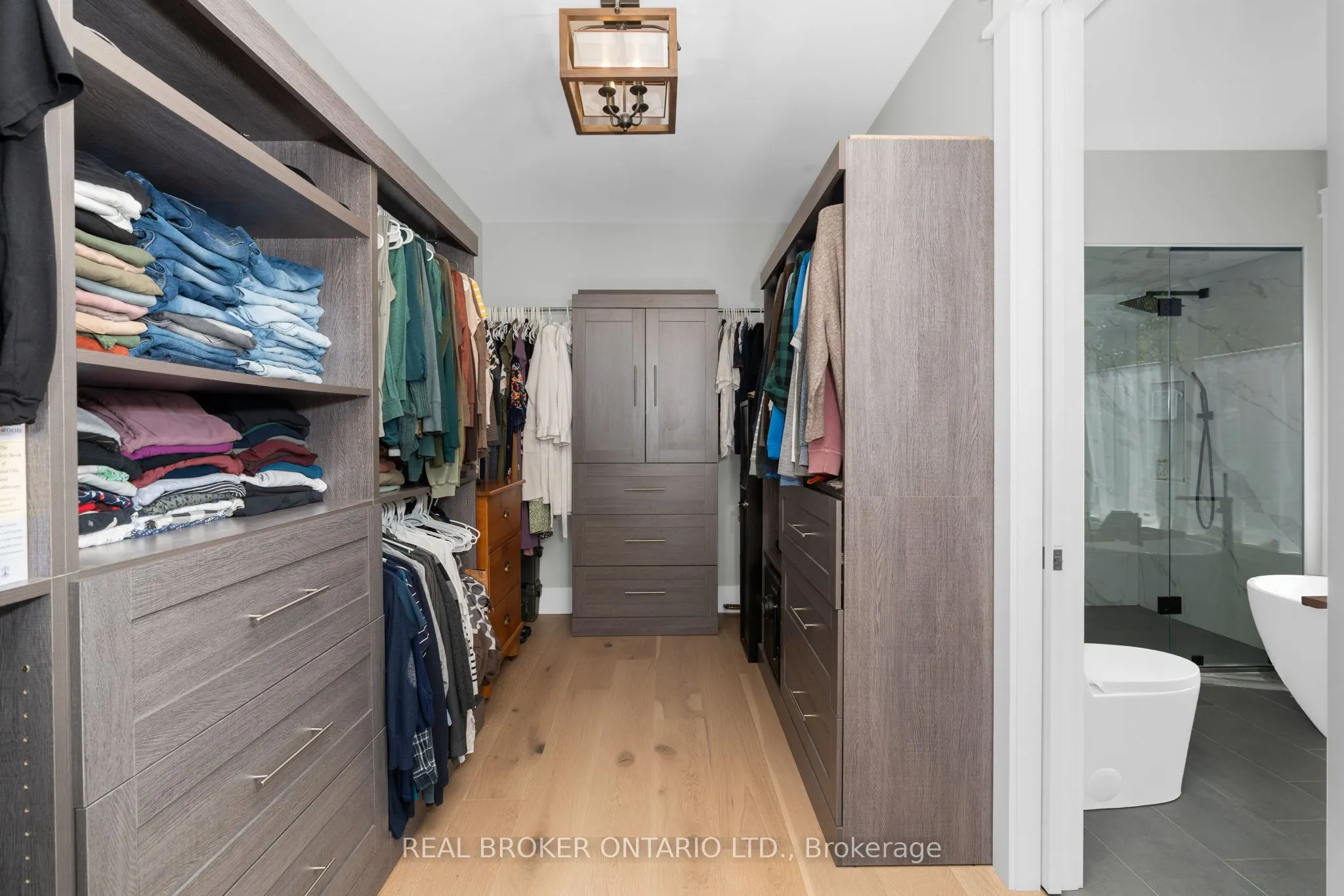3239 Crescent Bay Road
