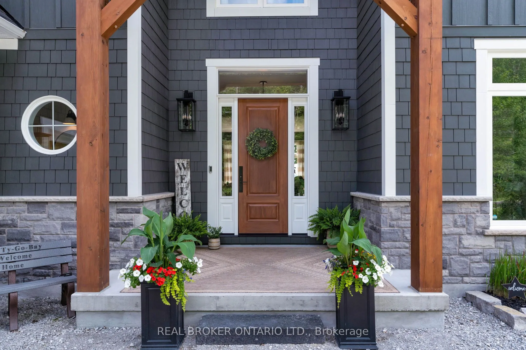 3239 Crescent Bay Road