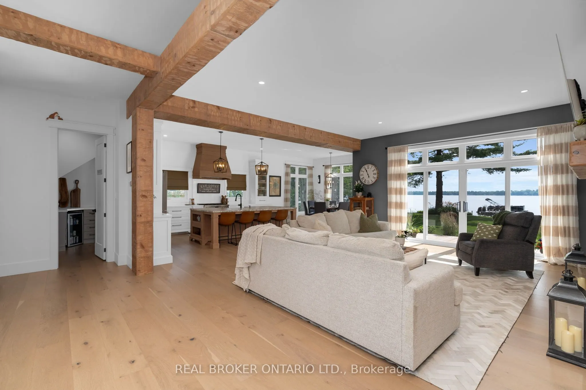 3239 Crescent Bay Road