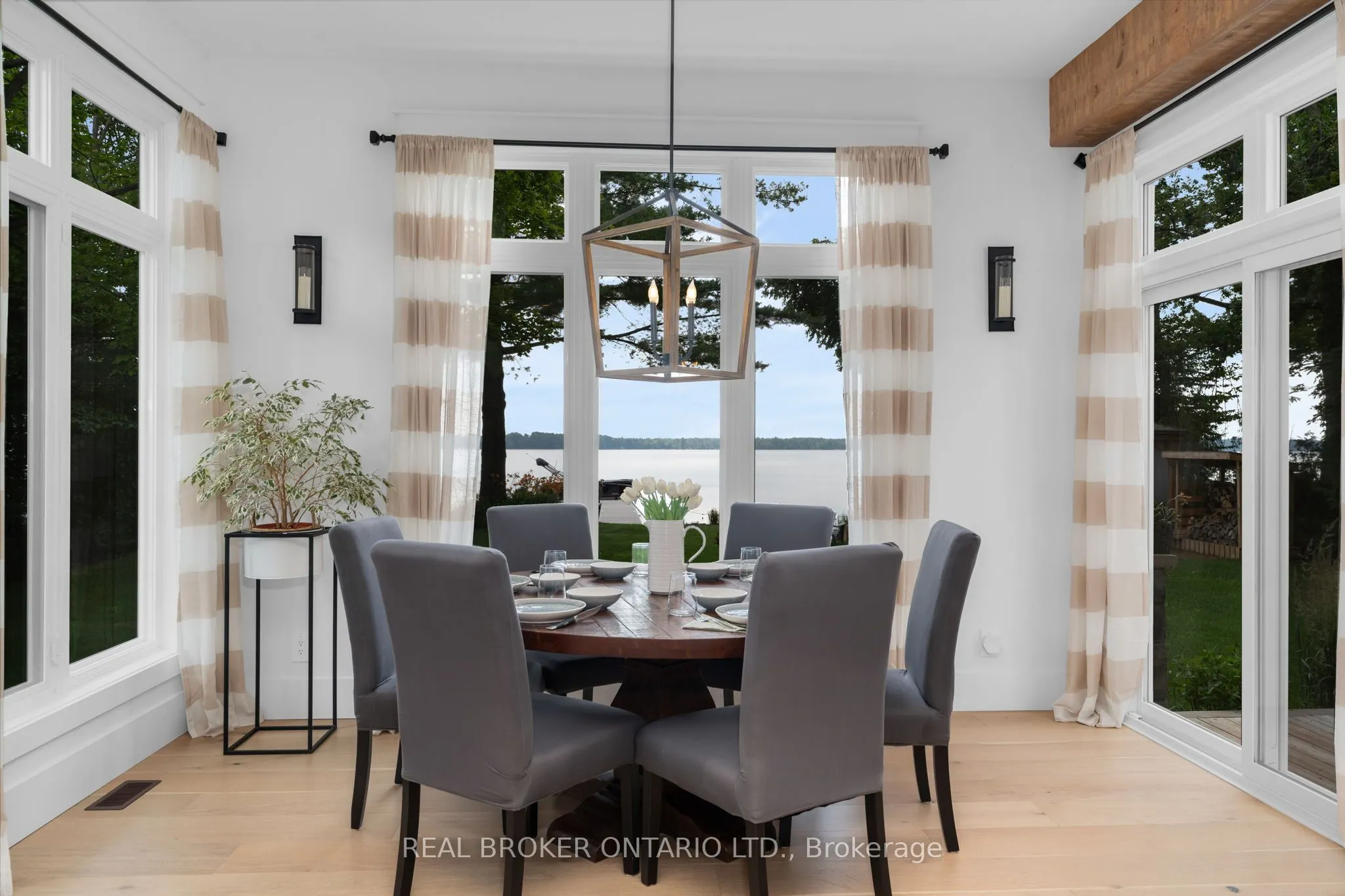 3239 Crescent Bay Road