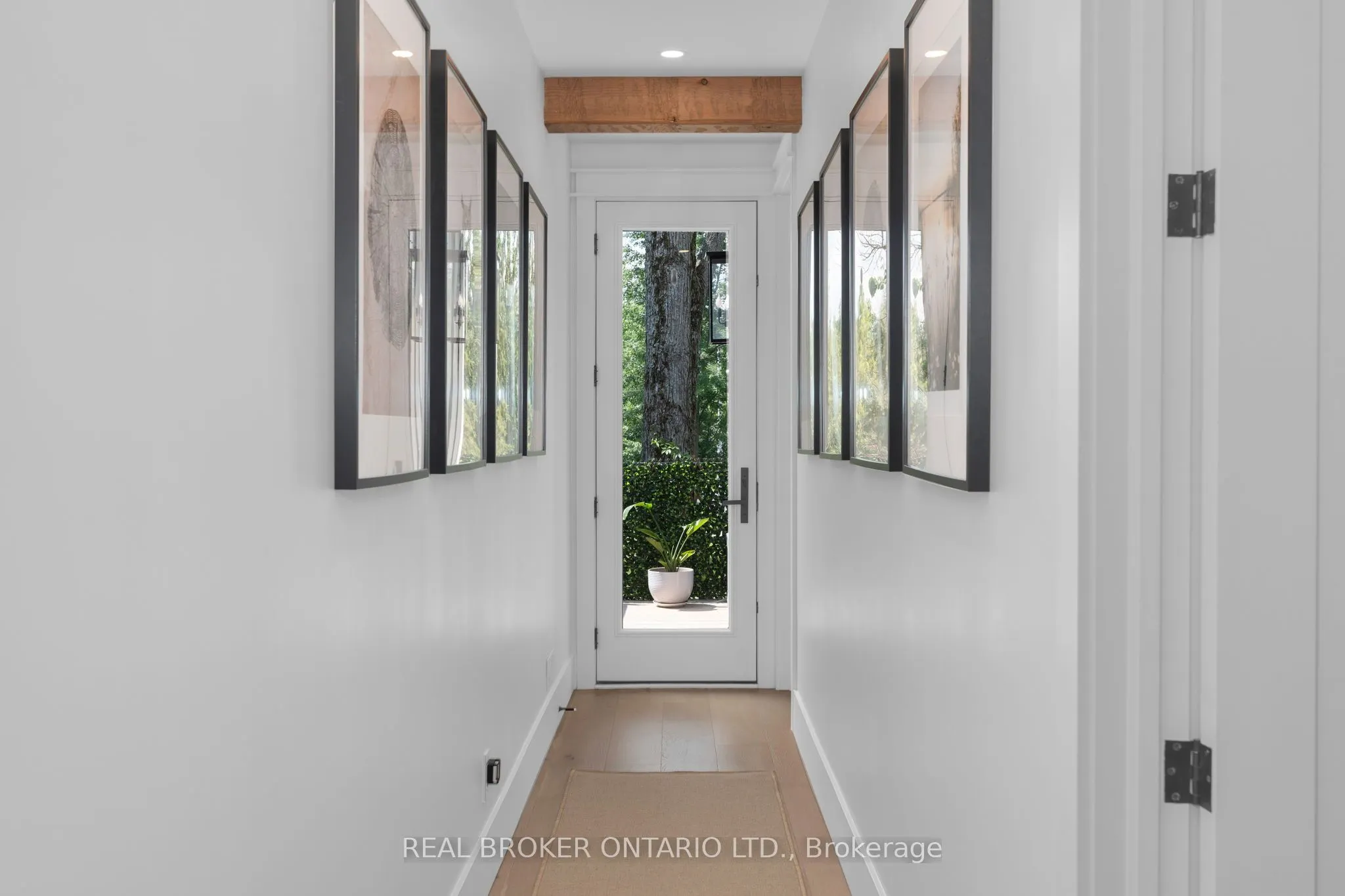3239 Crescent Bay Road