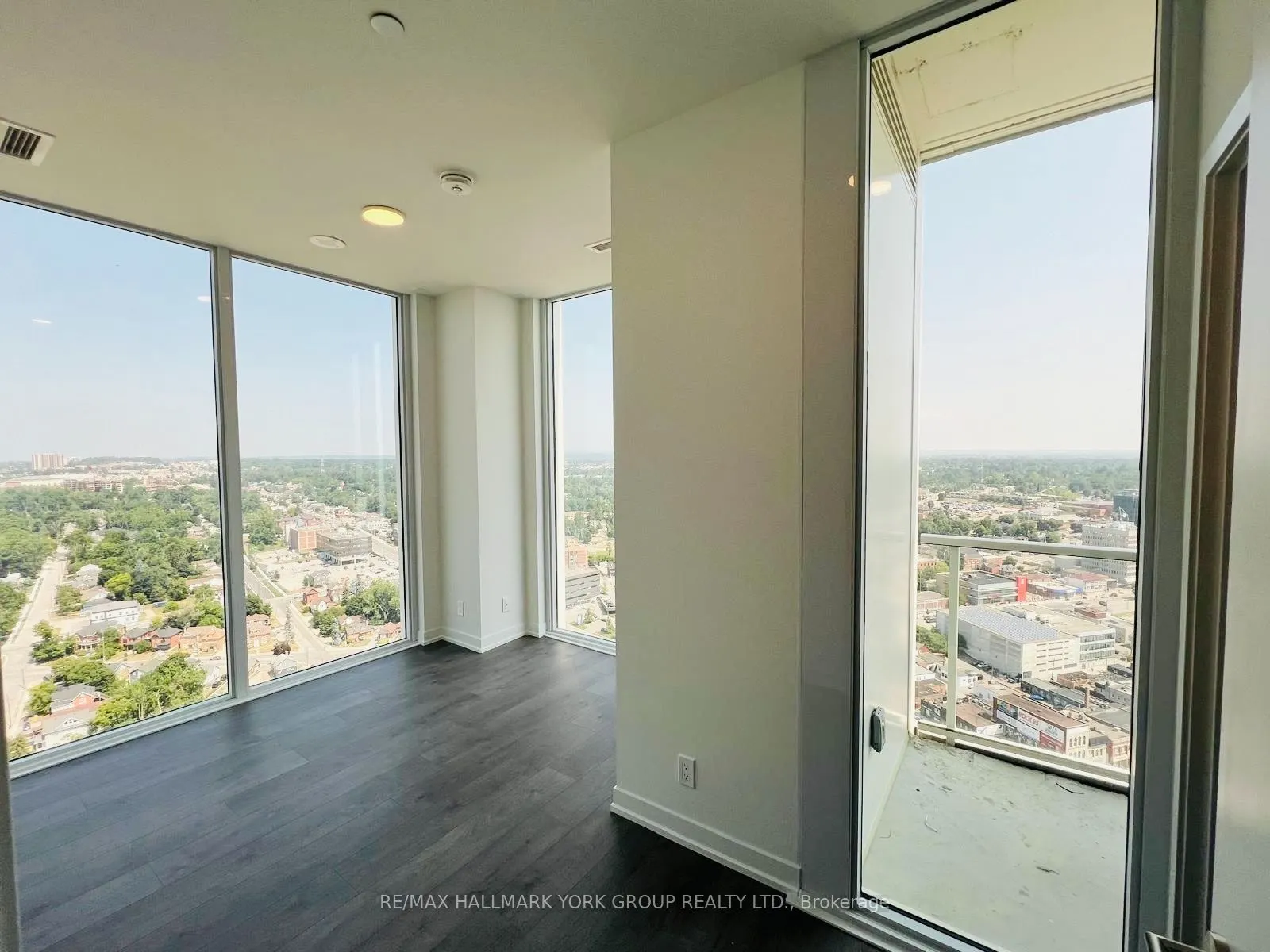 39 Mary Street, #3104