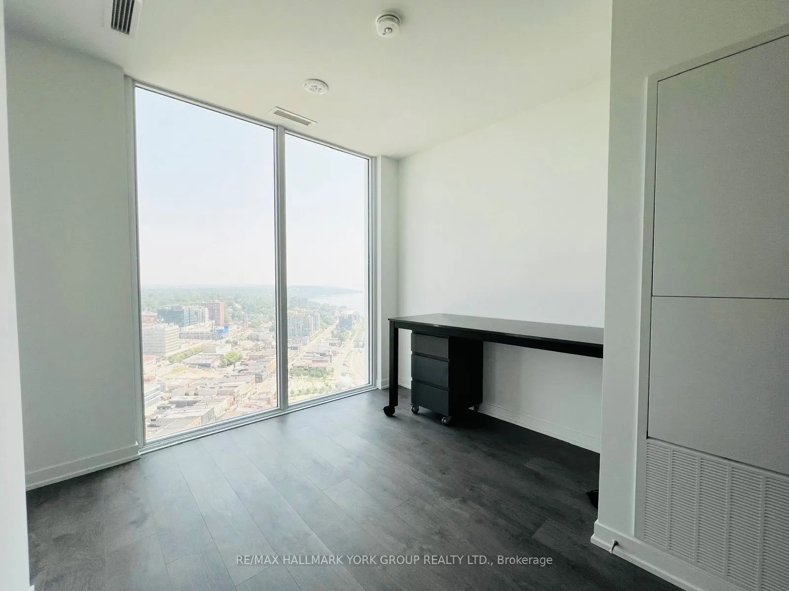 39 Mary Street, #3104