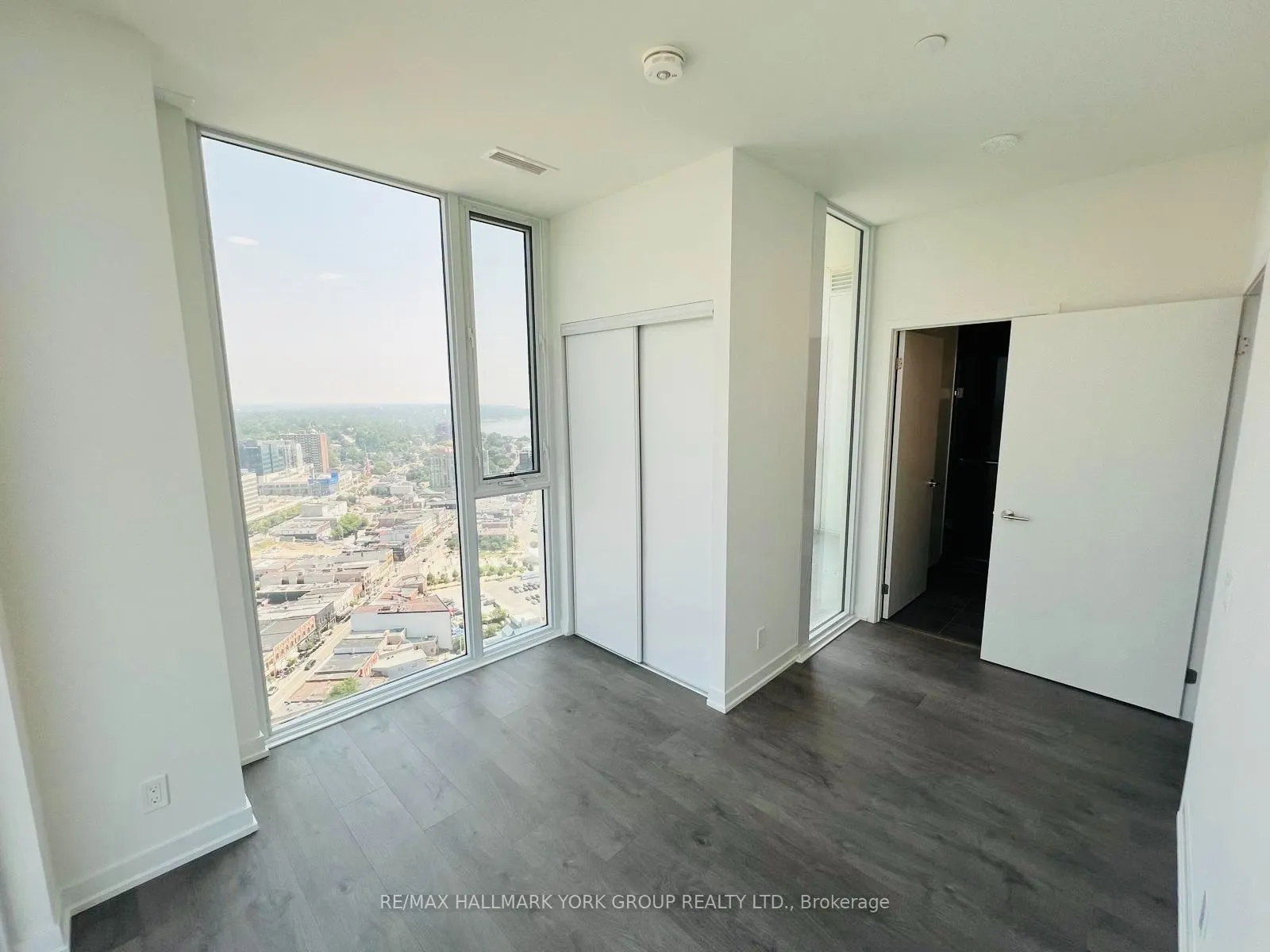 39 Mary Street, #3104