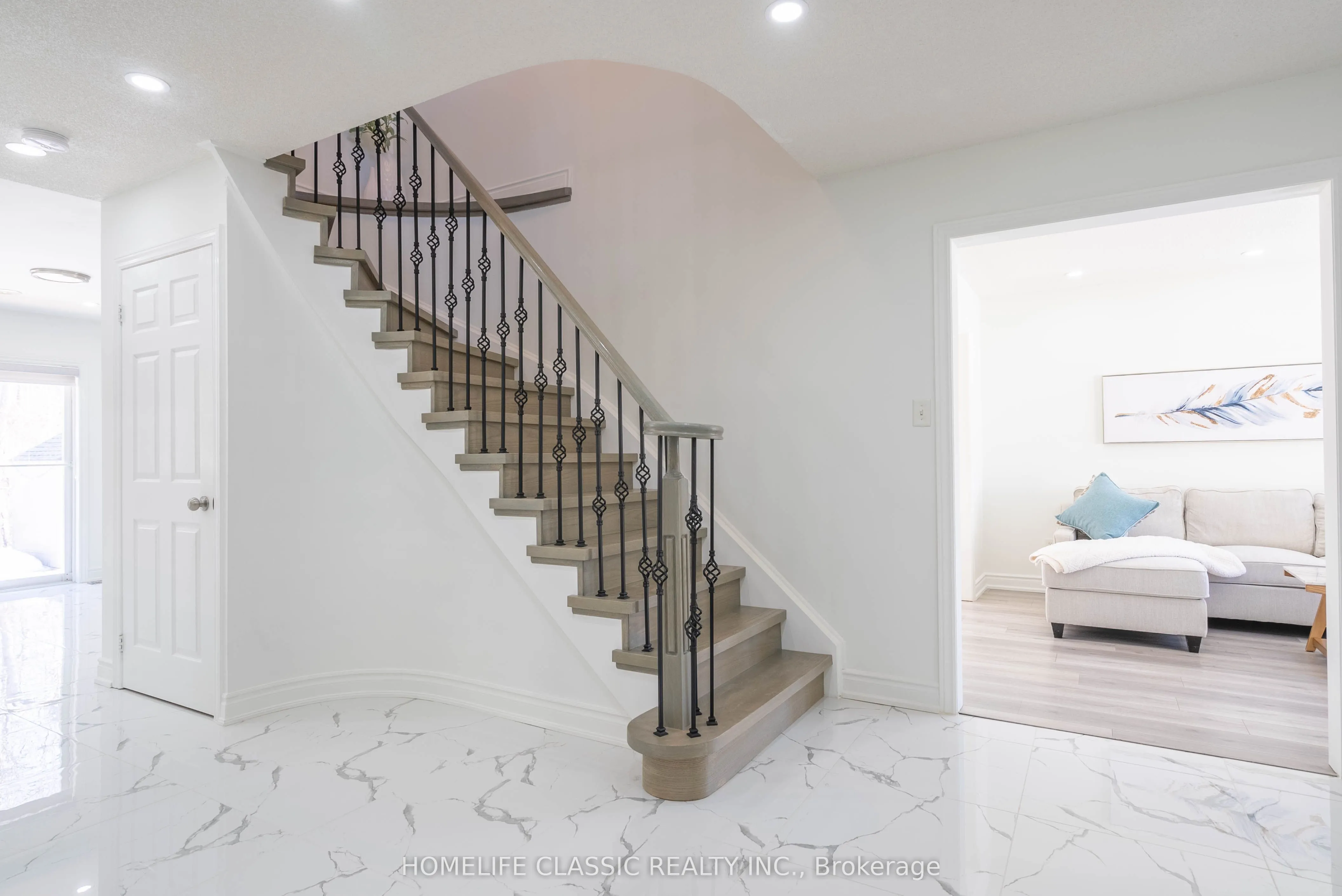 51 Hawkins Drive