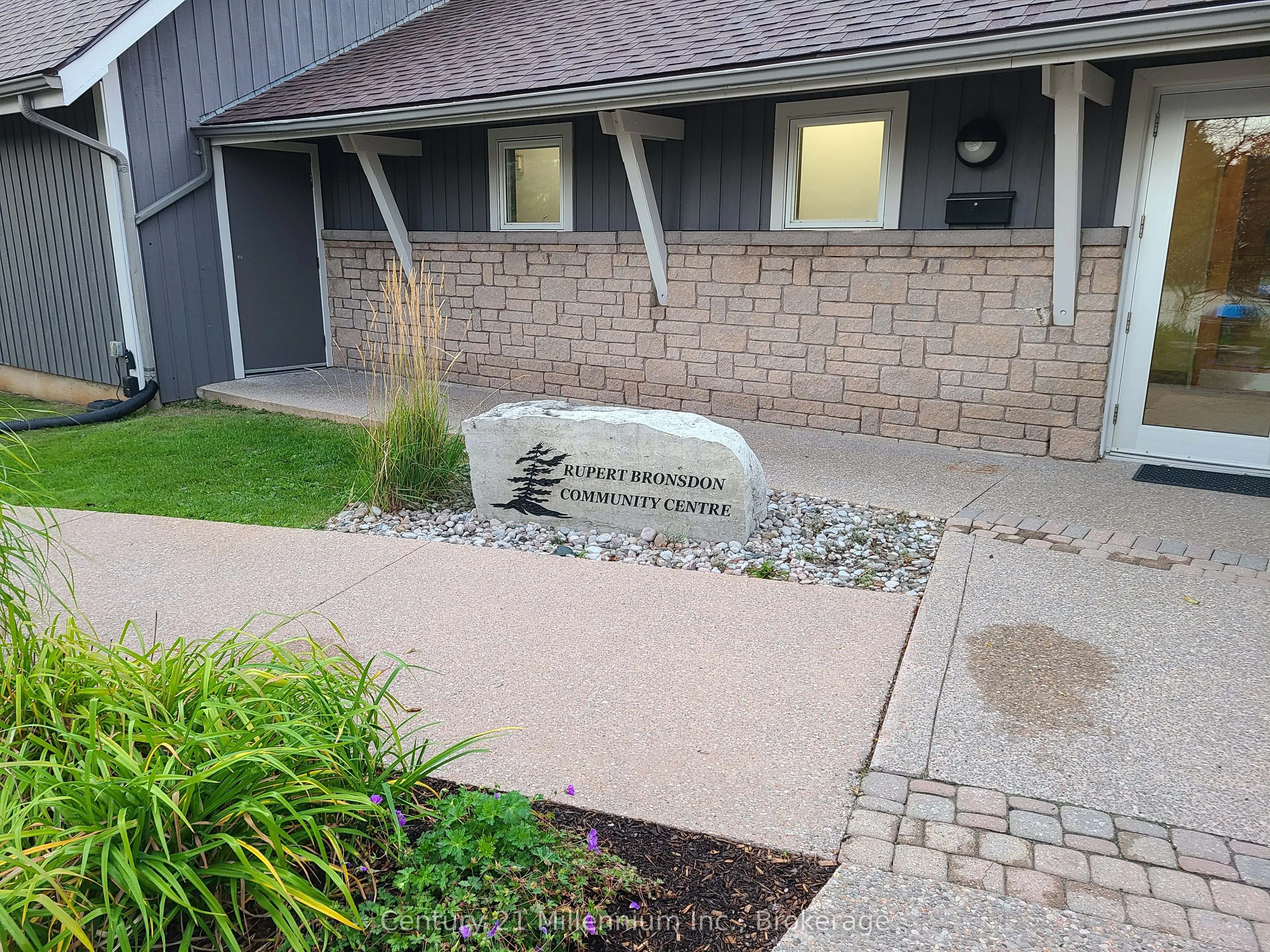 384 Mariners Way, #32