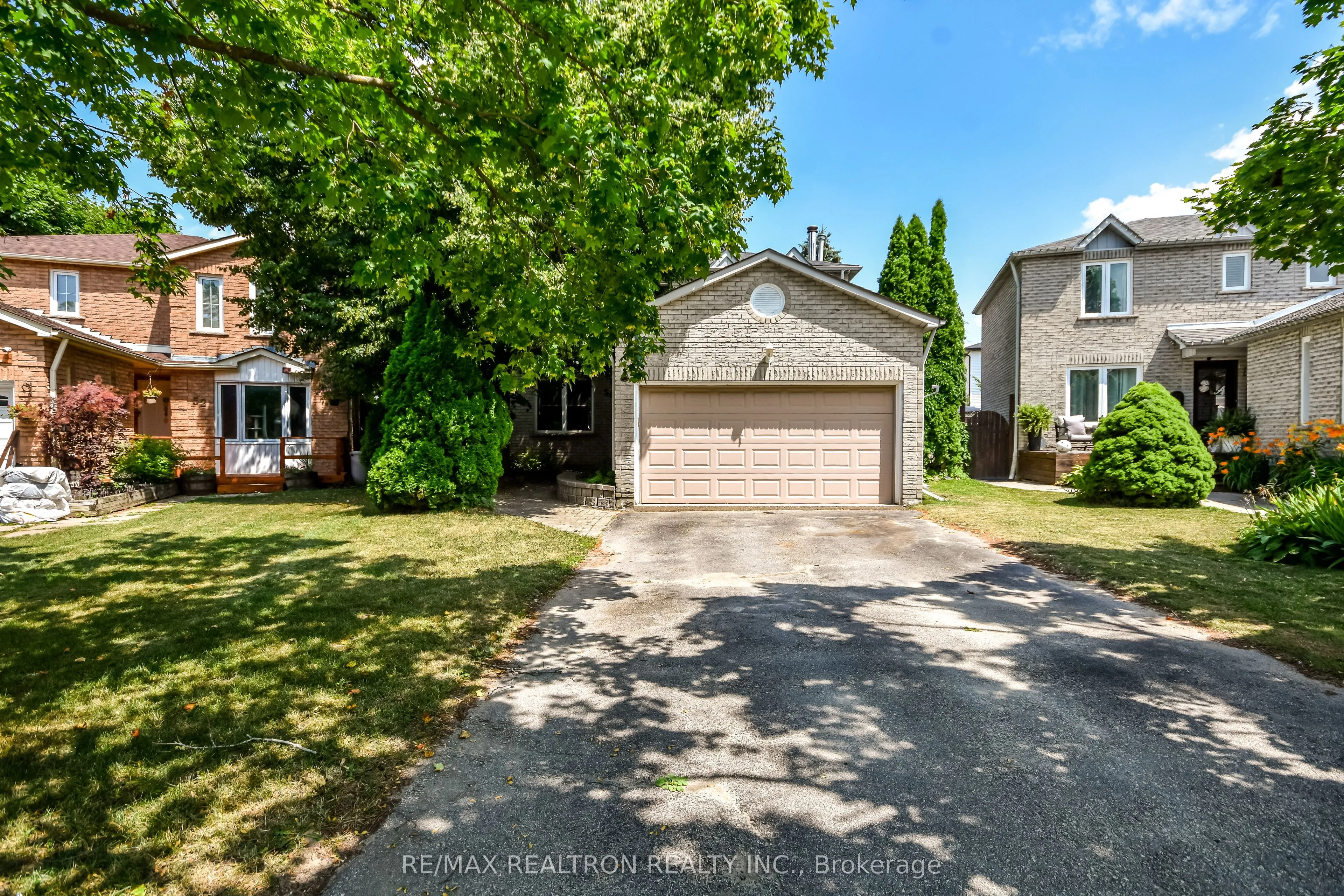 54 Carruthers Crescent